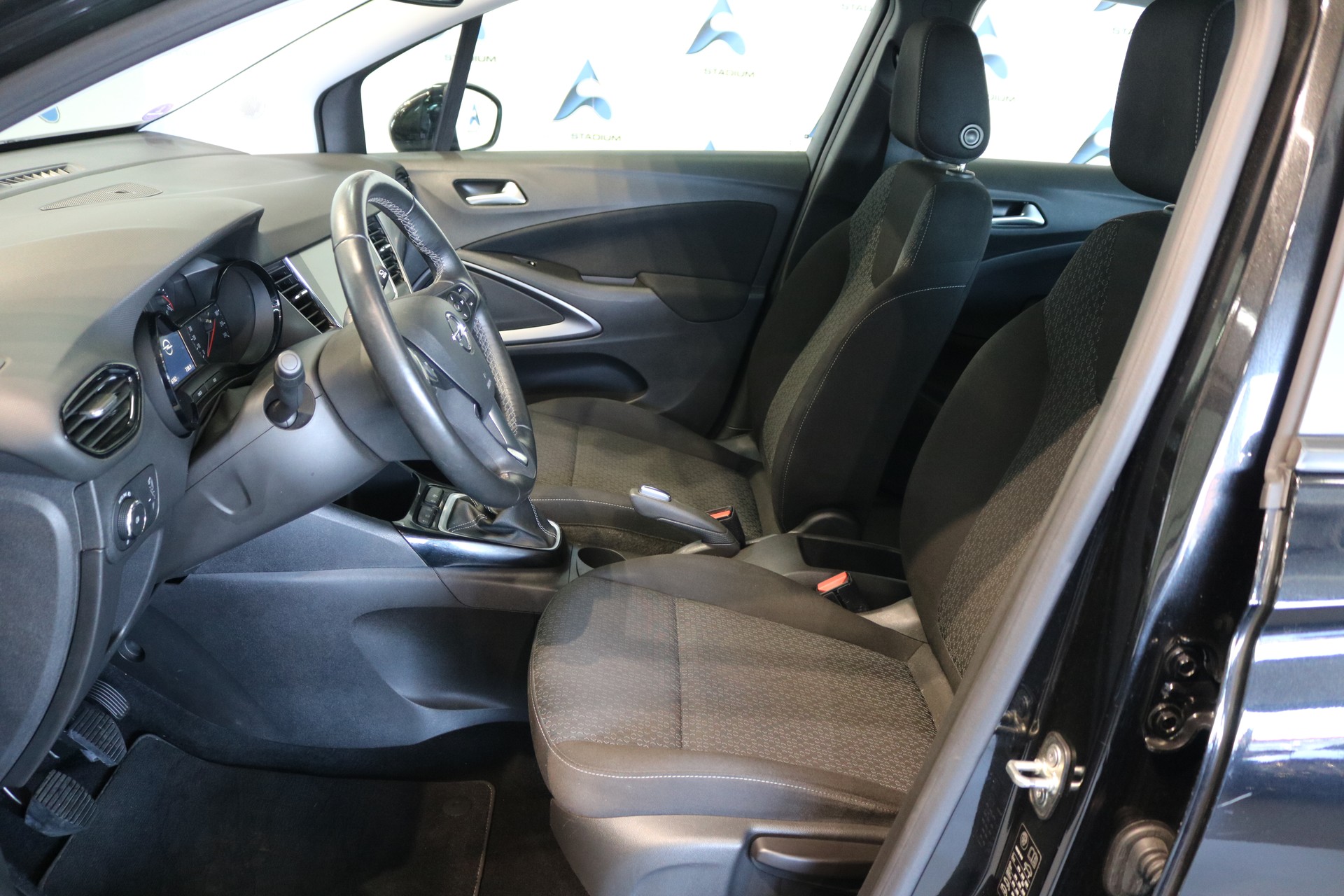 OPEL Crossland X 1.2i 120 Years Edition-image-46