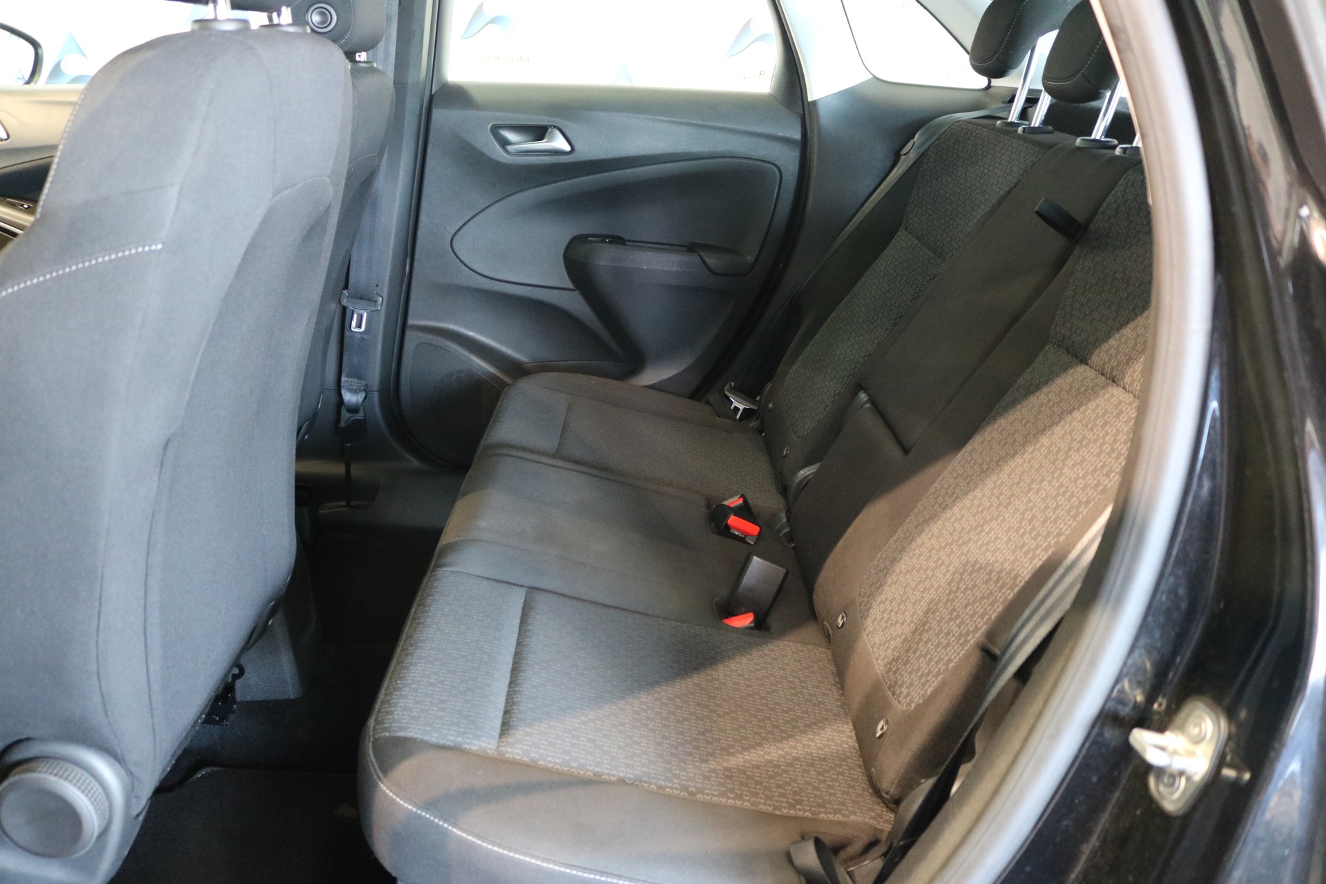 OPEL Crossland X 1.2i 120 Years Edition-image-44