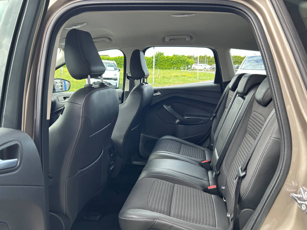 FORD Kuga 1.5 EcoB 150 Trend+ 2WD-image-15