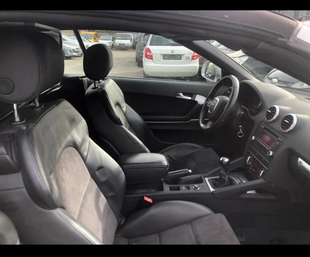 AUDI A3 Cabriolet 1.8 TFSI Style-image-7