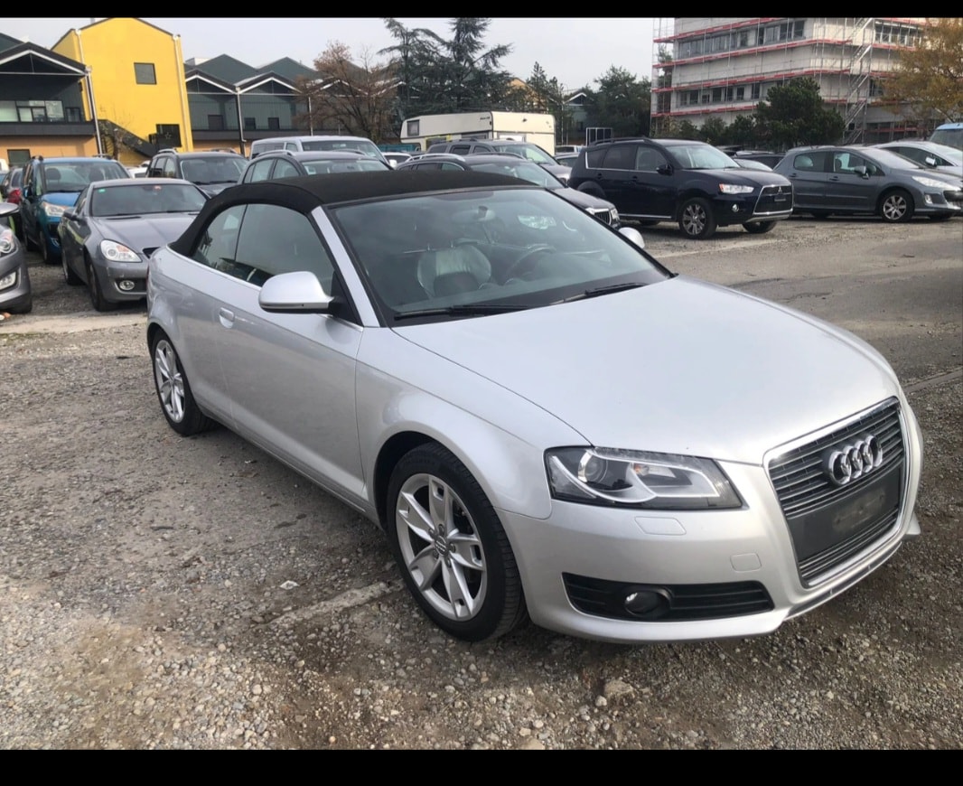AUDI A3 Cabriolet 1.8 TFSI Style-image-2