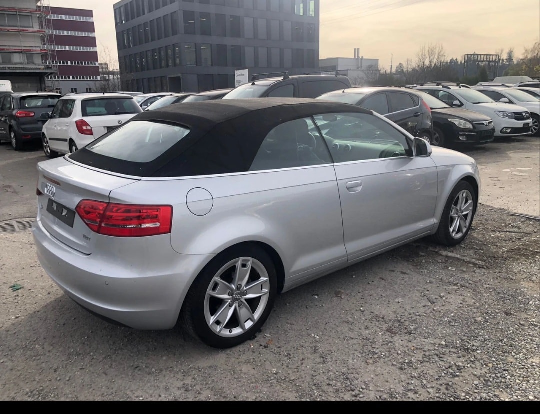 AUDI A3 Cabriolet 1.8 TFSI Style-image-4