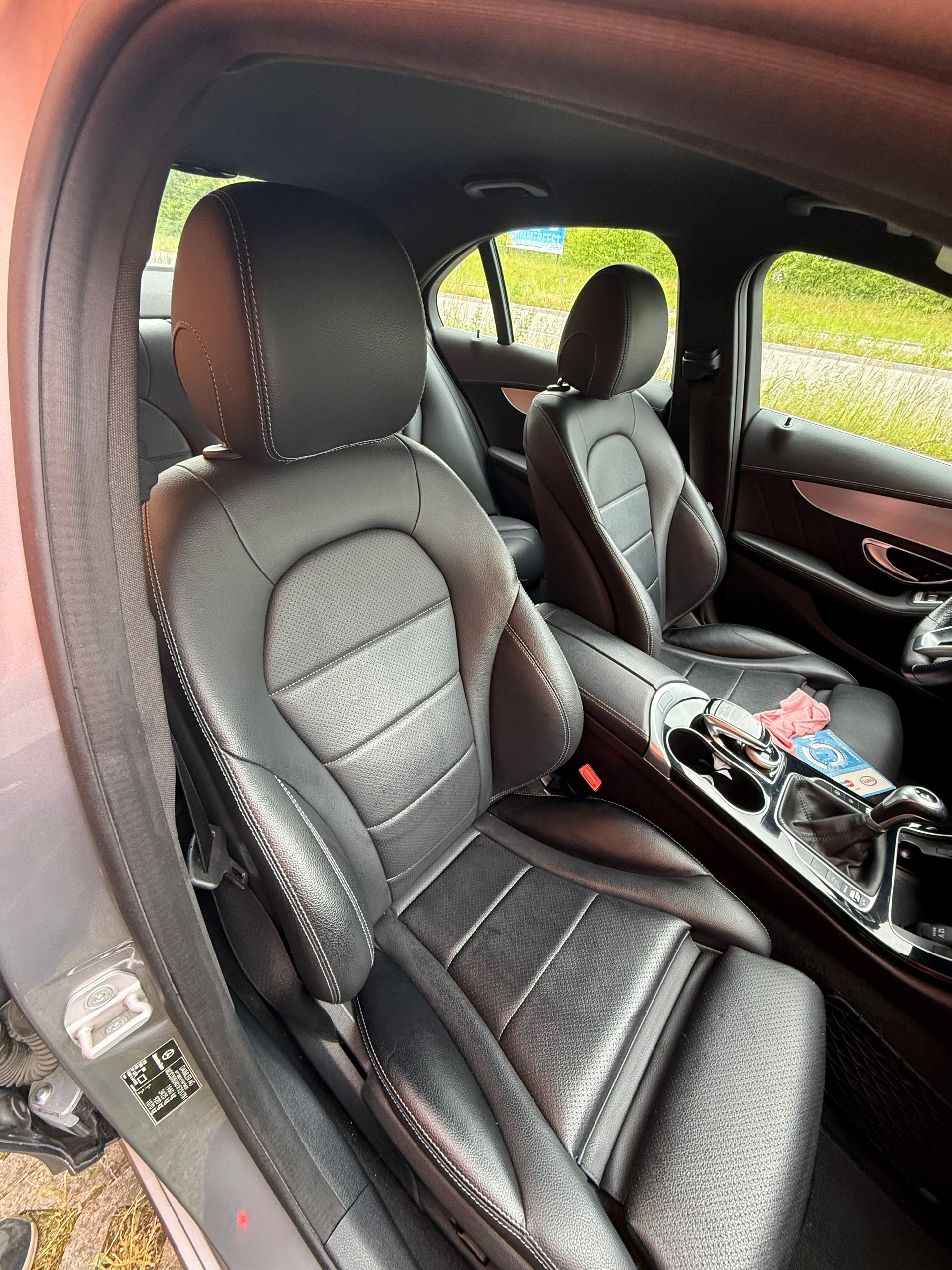 MERCEDES-BENZ C 180 AMG Line-image-14