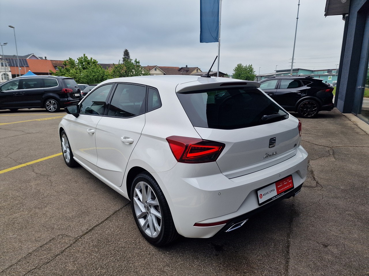 SEAT Ibiza 1.0 EcoTSI FR DSG-showroom-element-3