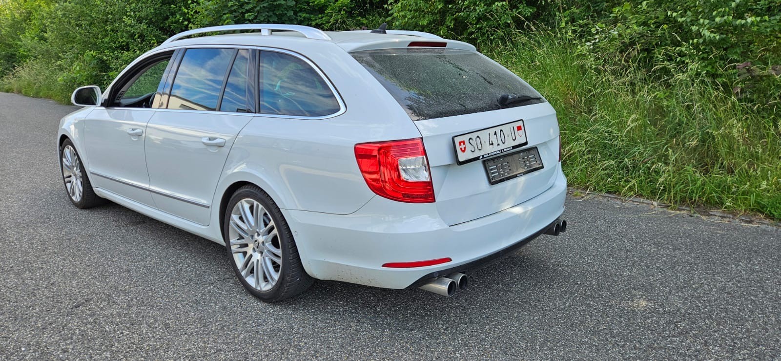 SKODA Superb Combi 2.0 TSI Ambition DSG-image-7