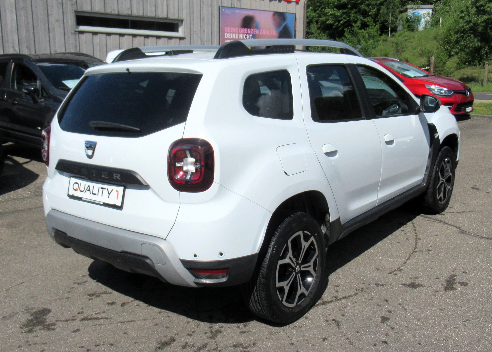 DACIA Duster TCe 125 Prestige 4x2-showroom-element-2