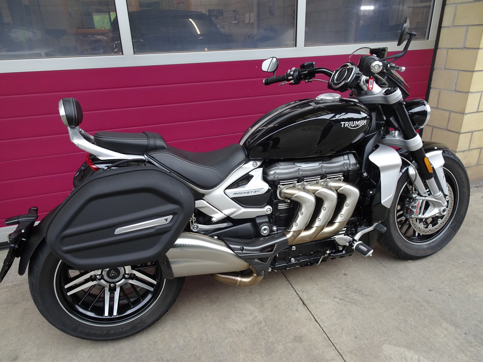 TRIUMPH Rocket 3 GT-showroom-element-3