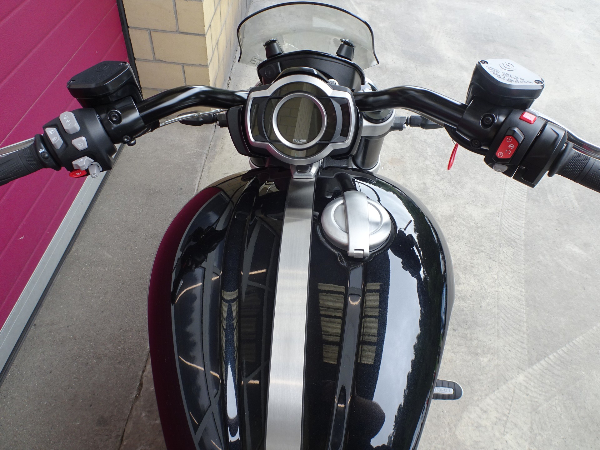 TRIUMPH Rocket 3 GT-image-5