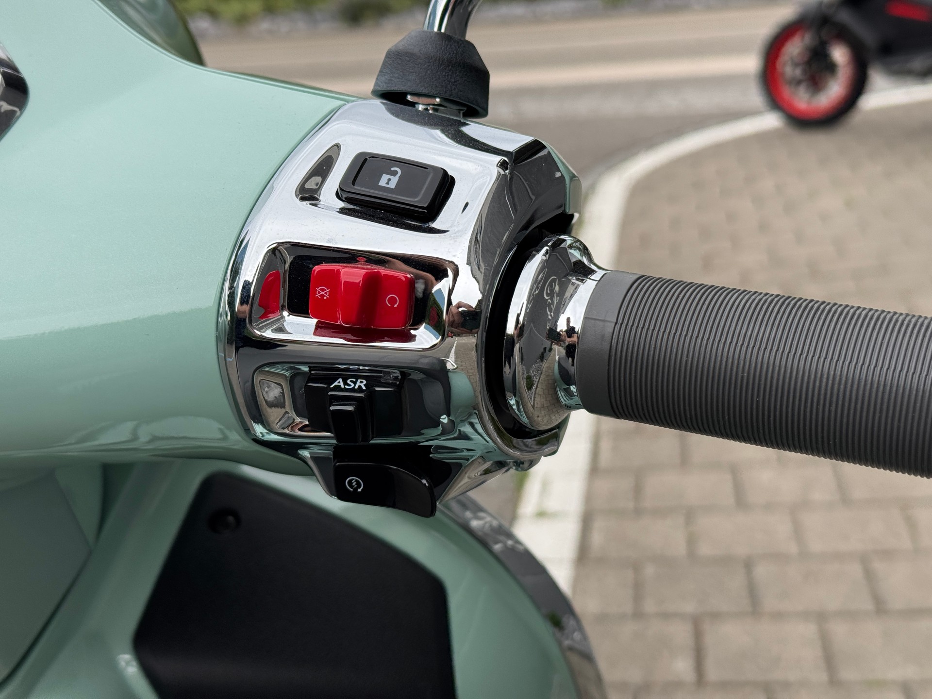 PIAGGIO Vespa GTS 310 RST E5+-image-8