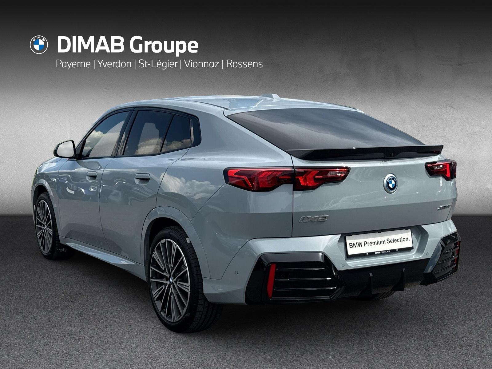 BMW iX2 30 M Sport xDrive U10 (CH) AHK-showroom-element-2