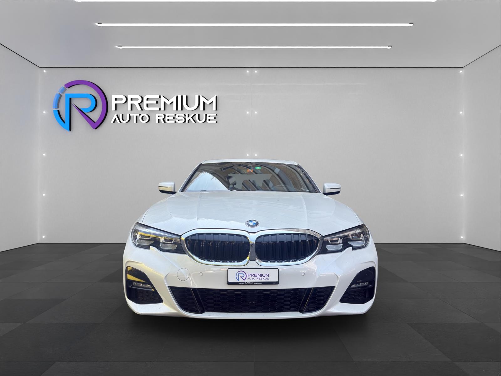 BMW 330i xDrive Steptronic M Sport-showroom-element-1
