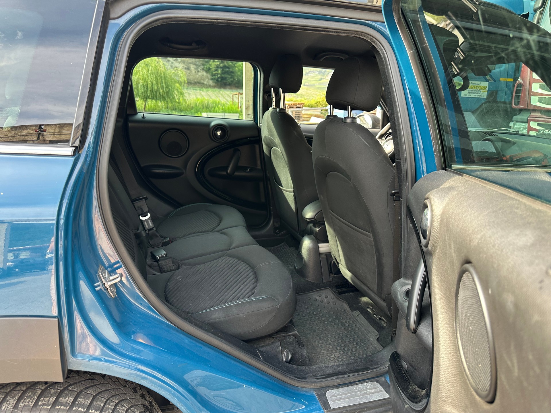 MINI Countryman Cooper D ALL4-image-14