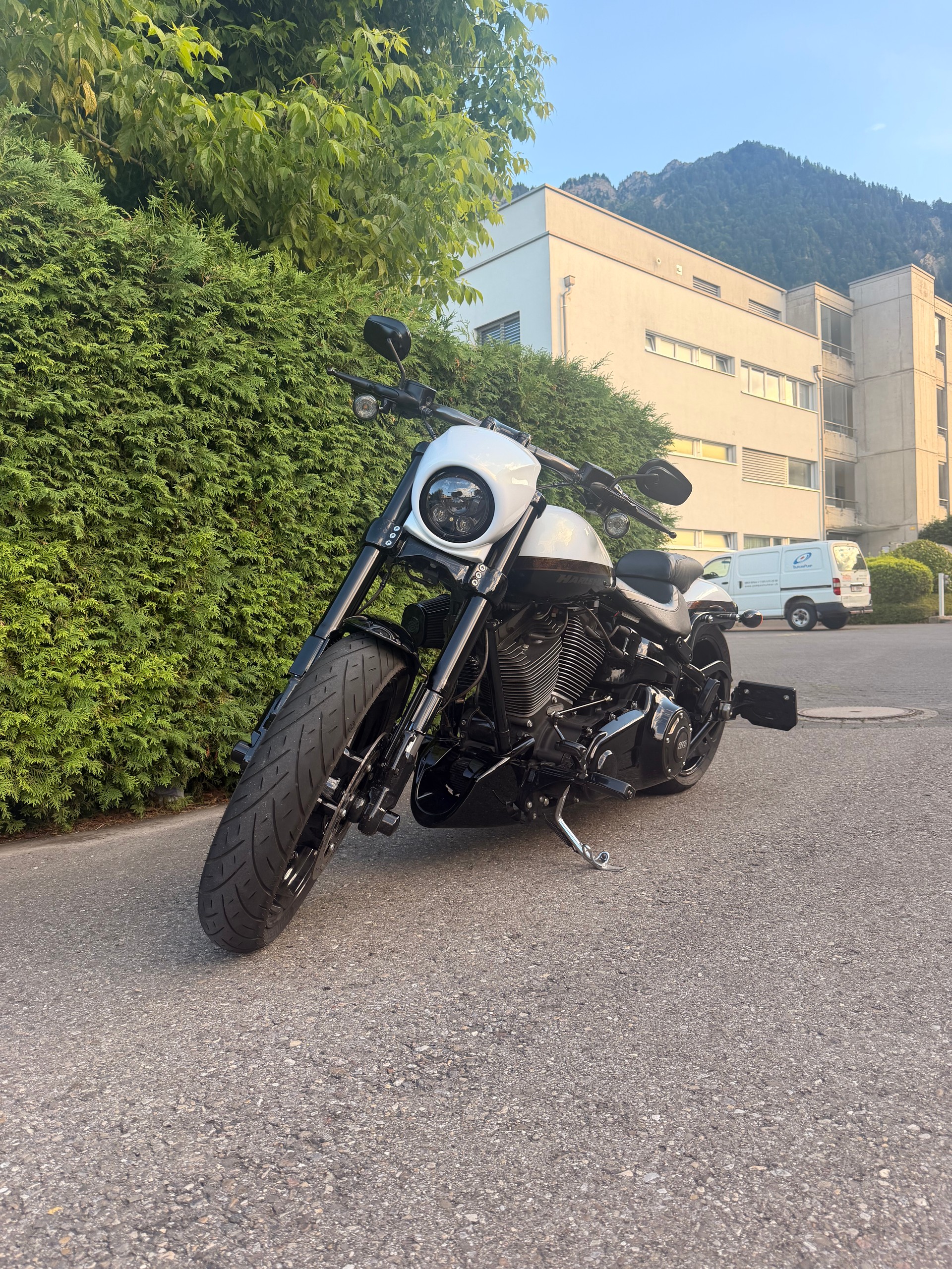 HARLEY-DAVIDSON FXSE Breakout Pro Street CVO ABS-image-1