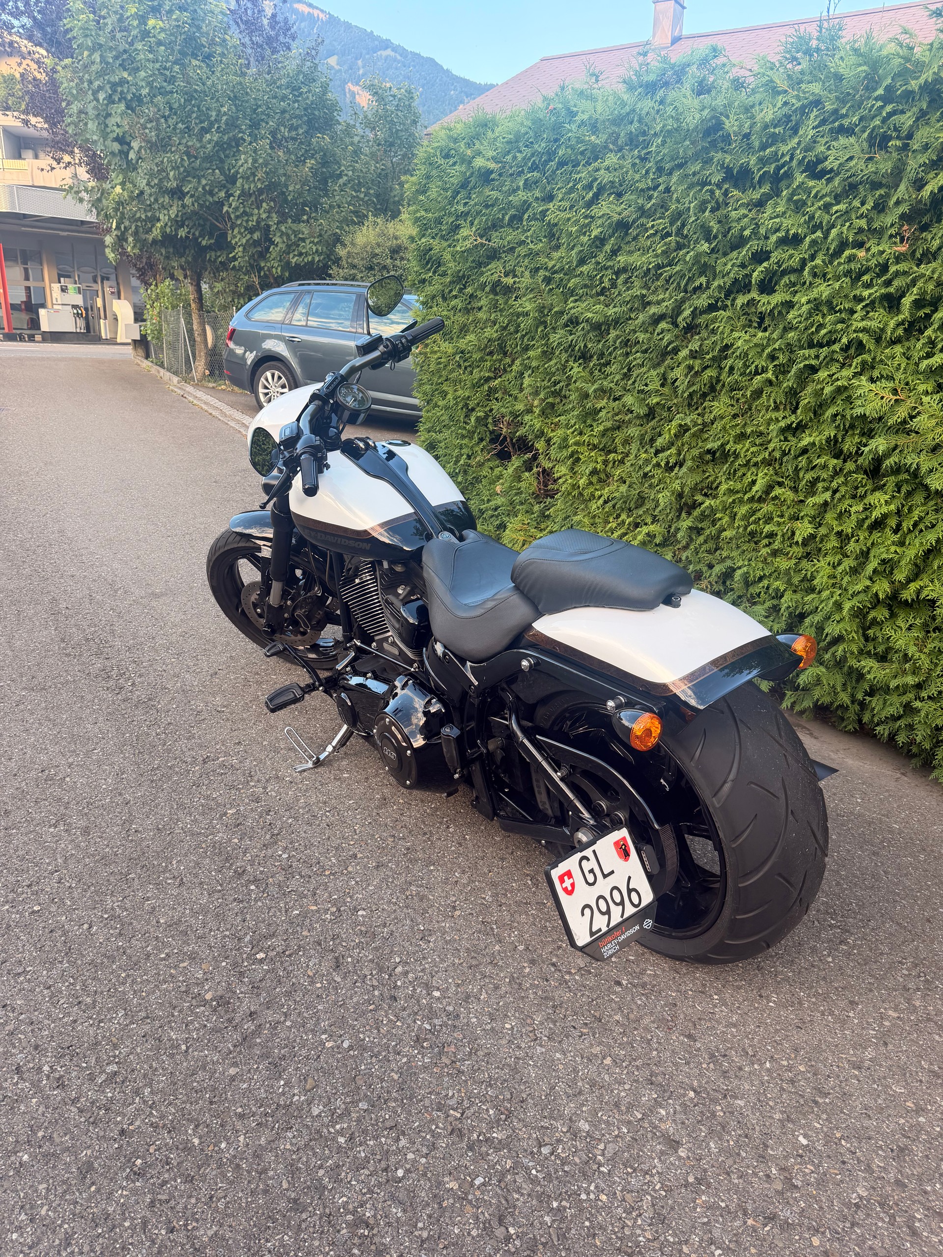 HARLEY-DAVIDSON FXSE Breakout Pro Street CVO ABS-image-2