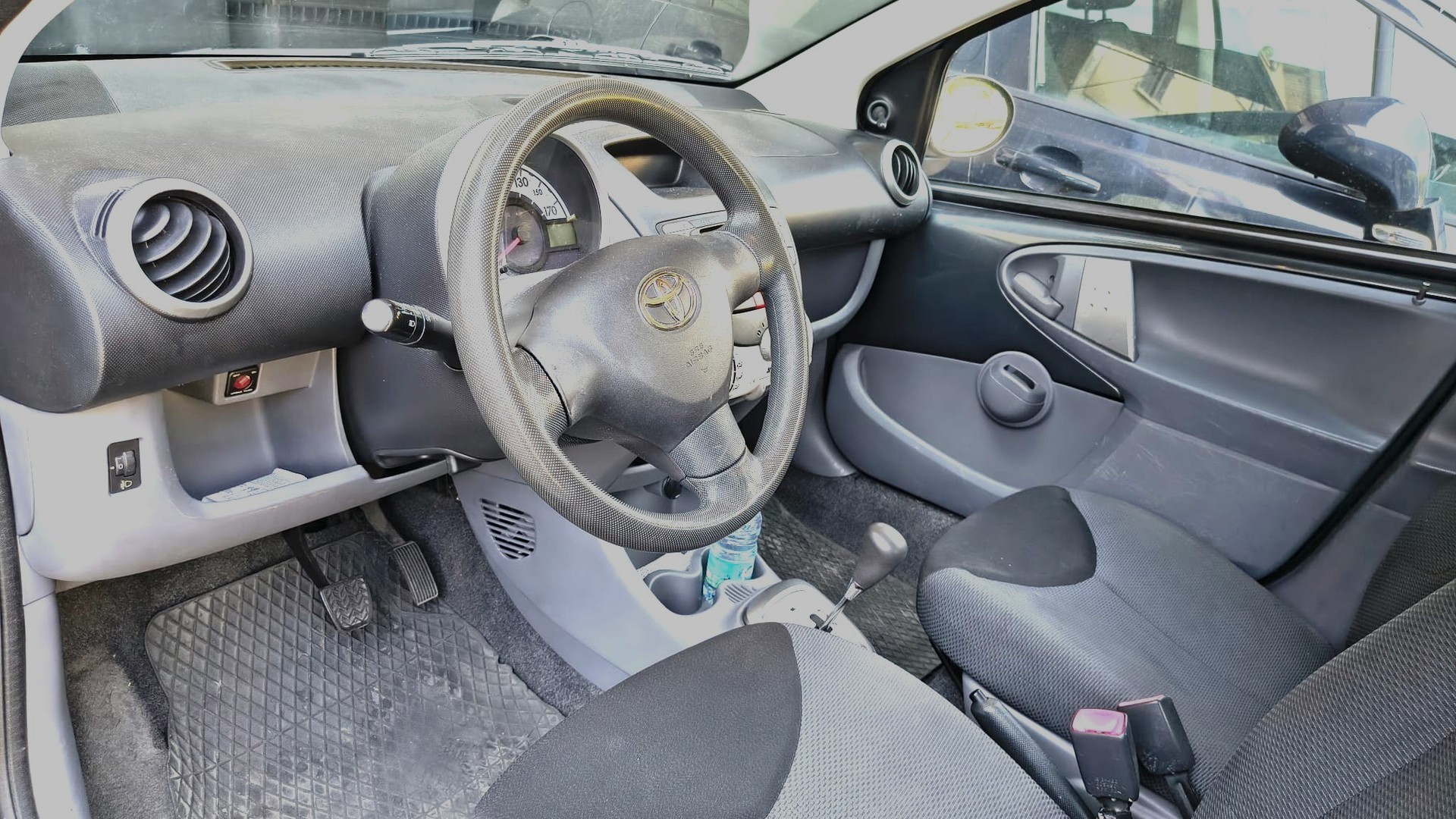 TOYOTA AYGO-image-7