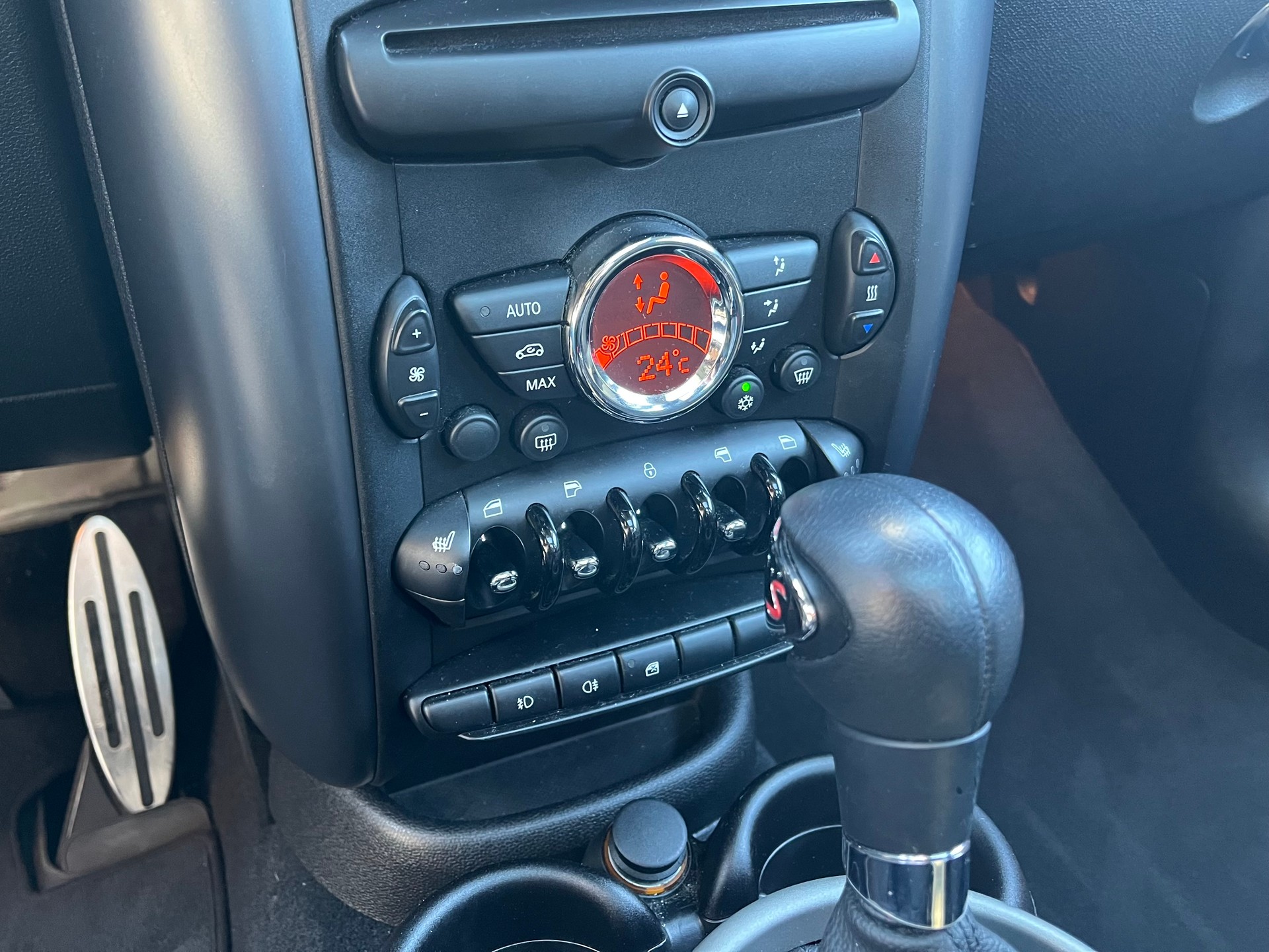 MINI Countryman Cooper S ALL4 Steptronic 4x4 *Top-Zustand*Automat*Servicegepflegt*-image-10