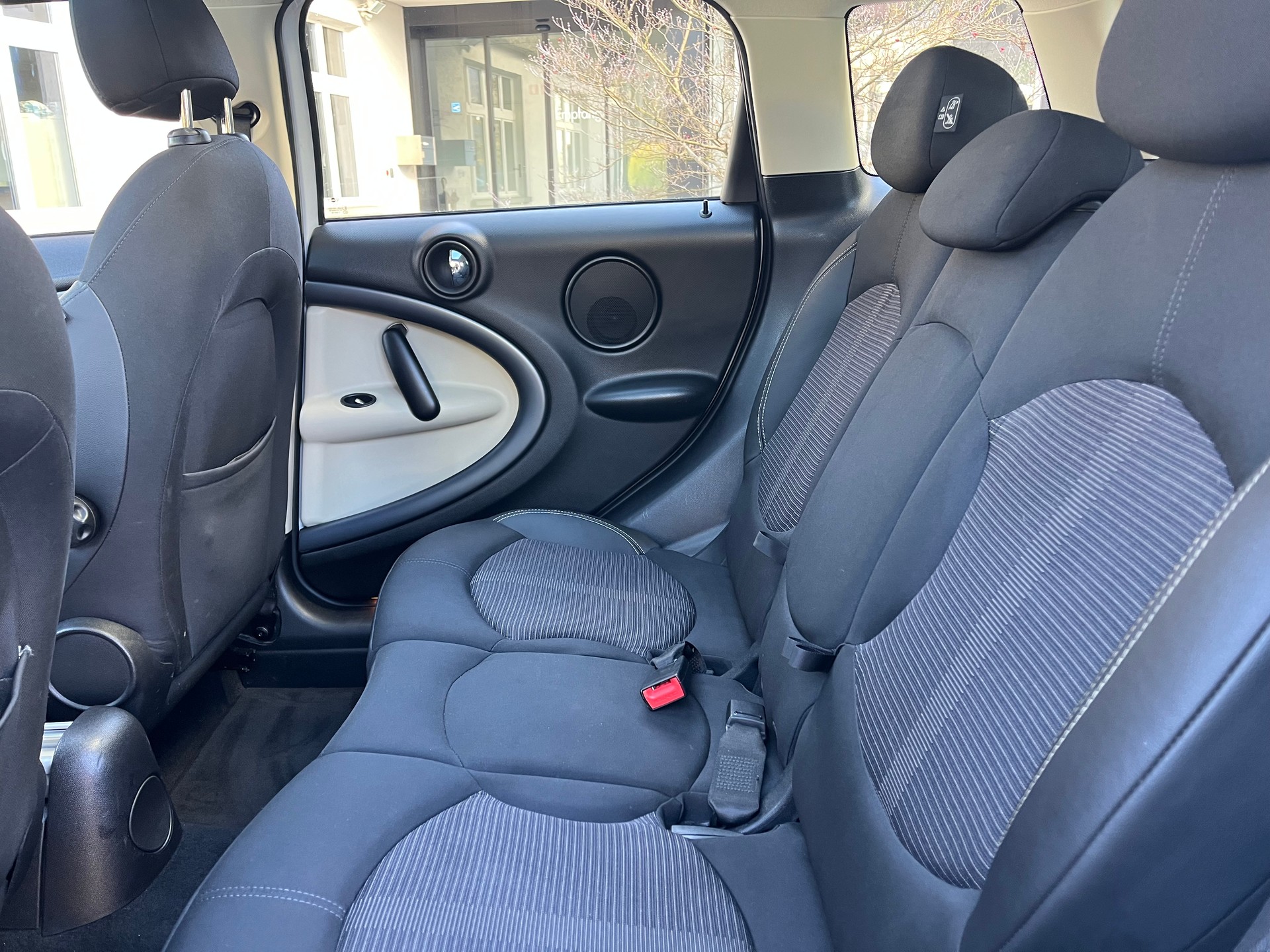 MINI Countryman Cooper S ALL4 Steptronic 4x4 *Top-Zustand*Automat*Servicegepflegt*-image-12