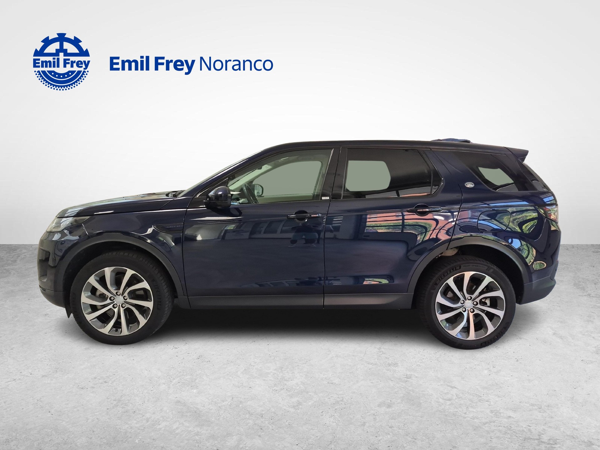 LAND ROVER Discovery Sport 1.5 T 300e SE-showroom-element-1