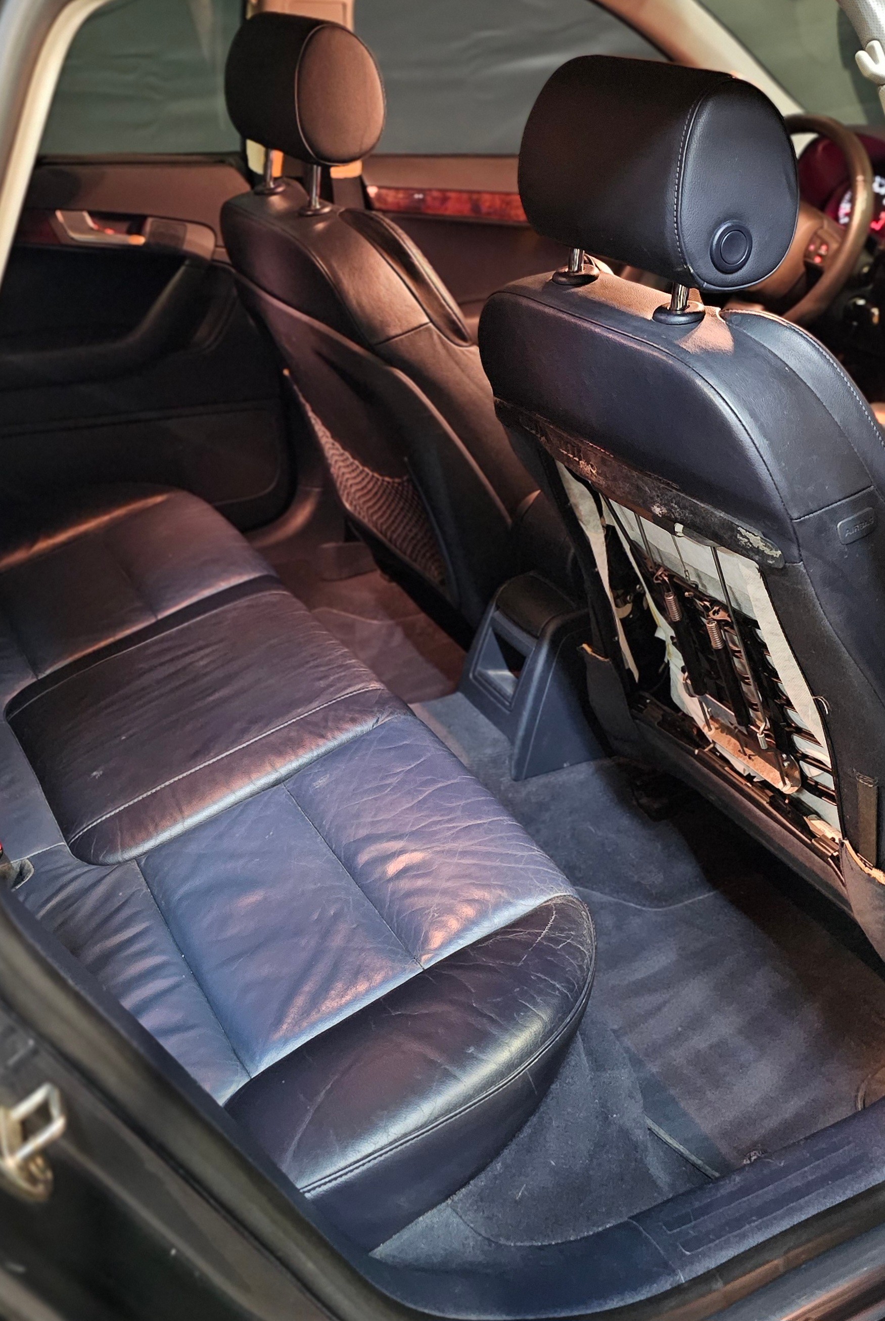 AUDI A3 Sportback 3.2 V6 Ambition quattro-image-16