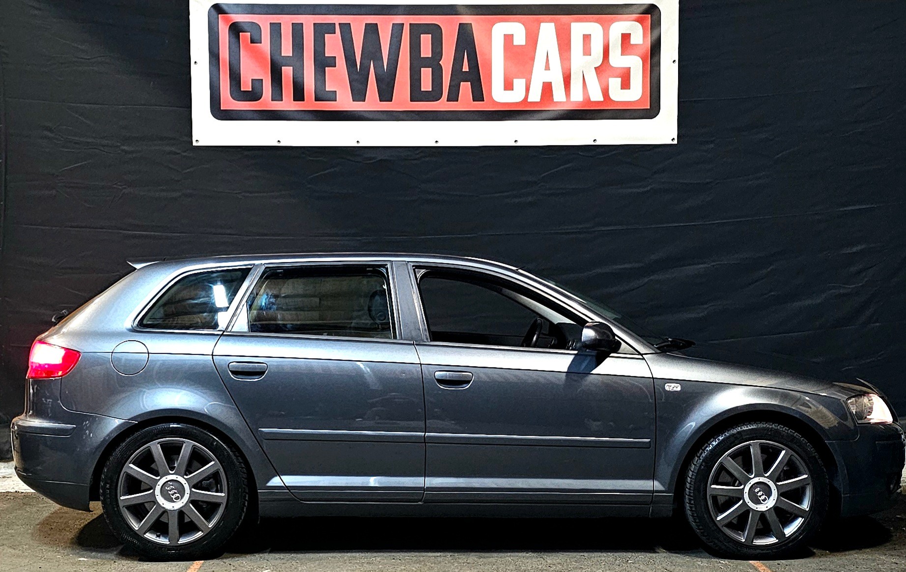 AUDI A3 Sportback 3.2 V6 Ambition quattro-image-5