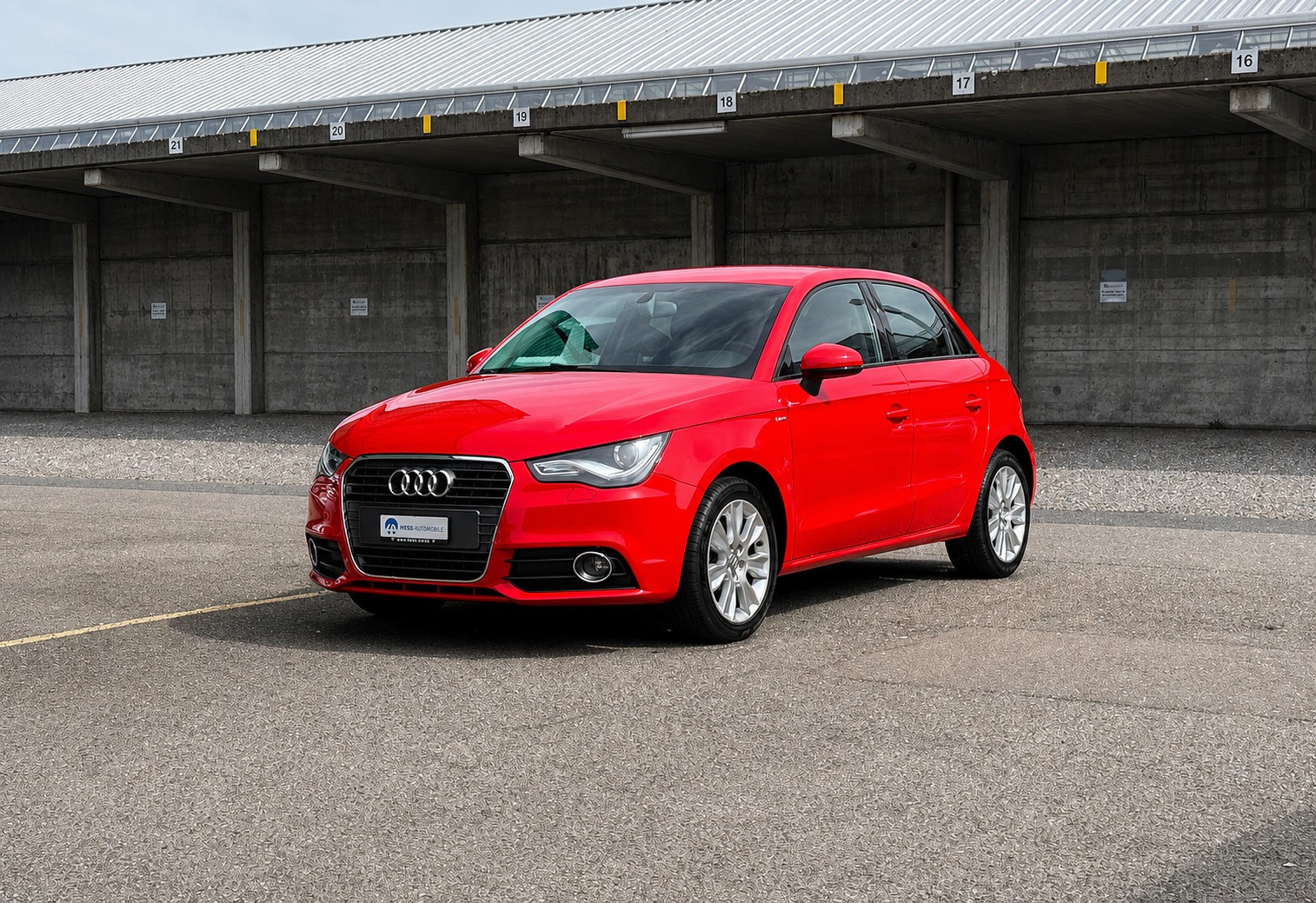 AUDI A1 Sportback 1.4 TFSI Attraction aus 1. Hand-image-11