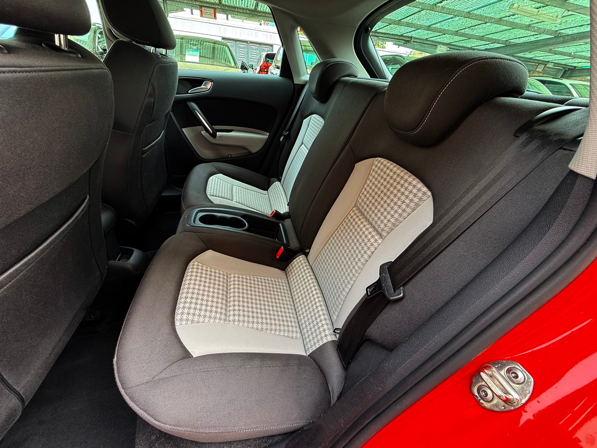 AUDI A1 Sportback 1.4 TFSI Attraction aus 1. Hand-image-7