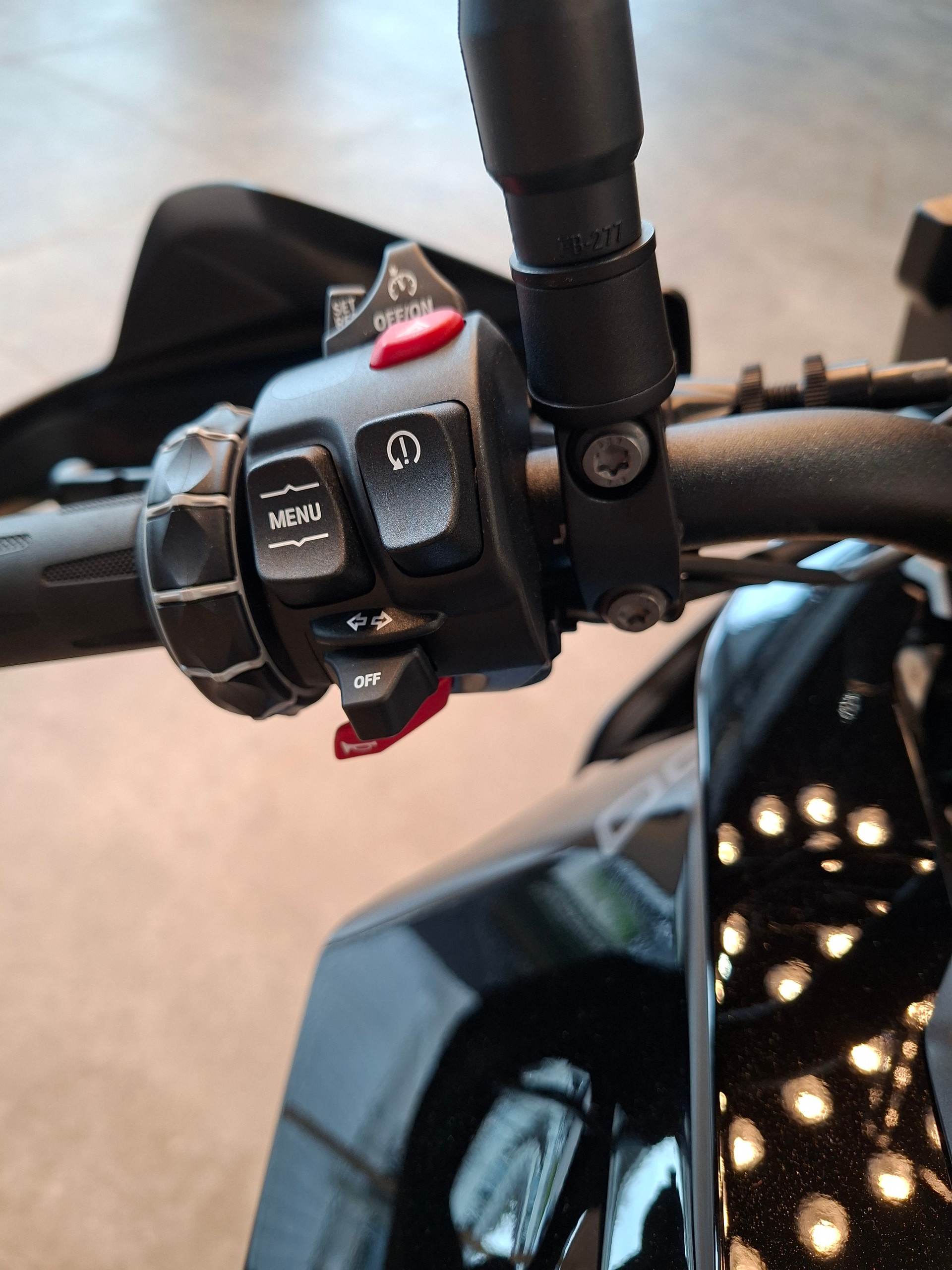 BMW F 900 XR A2-image-5