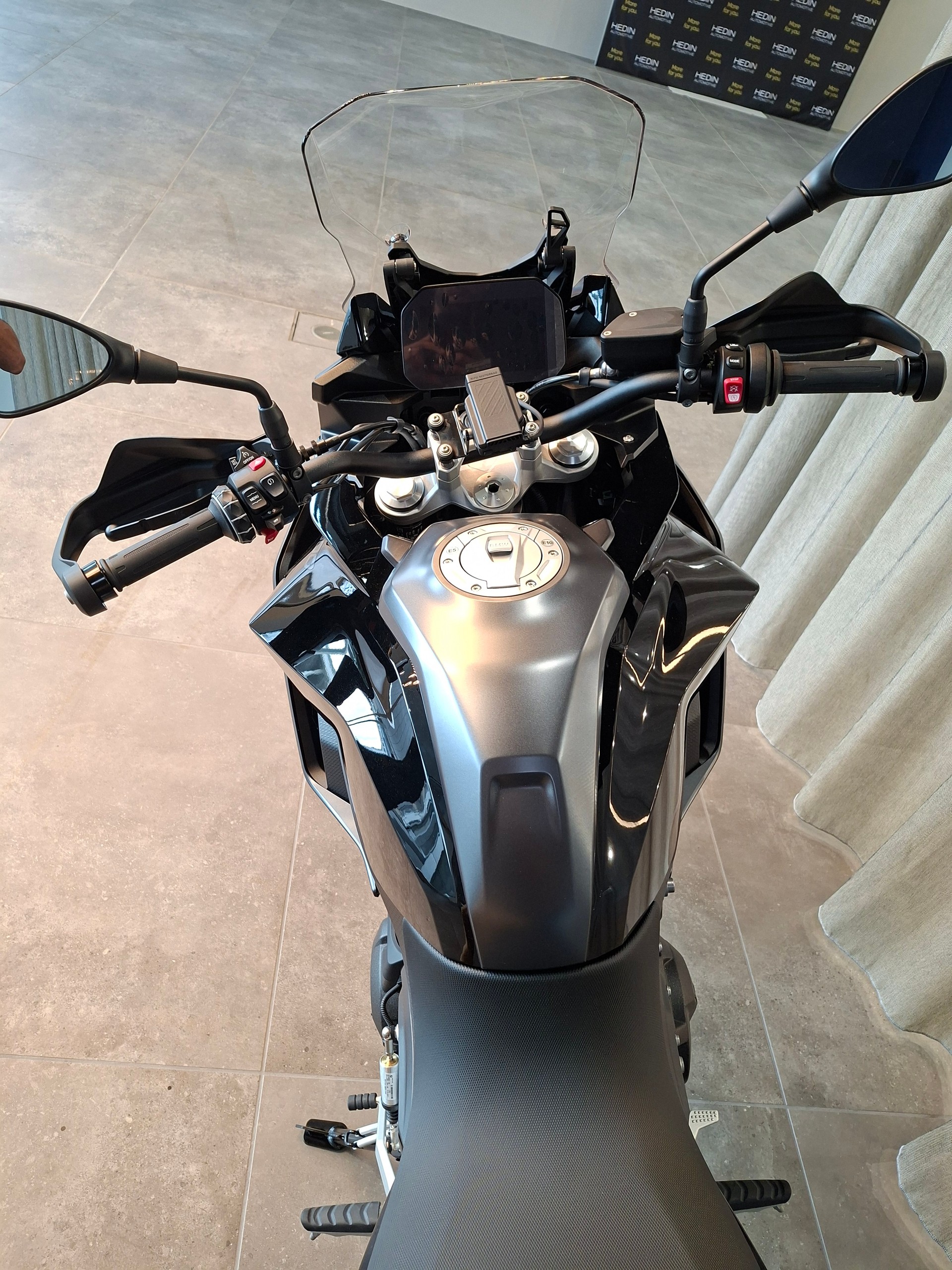 BMW F 900 XR A2-image-4