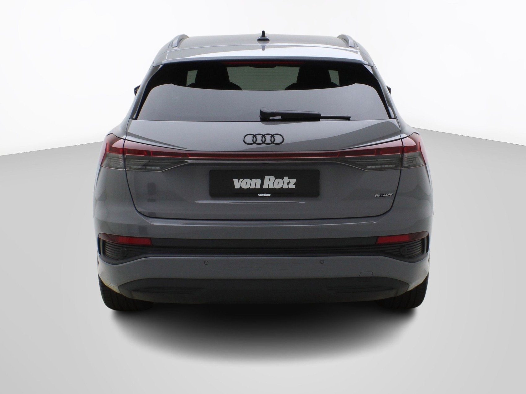 AUDI Q4 e-tron 55 quattro **Audi Werksgarantie bis 10/2030**-showroom-element-3