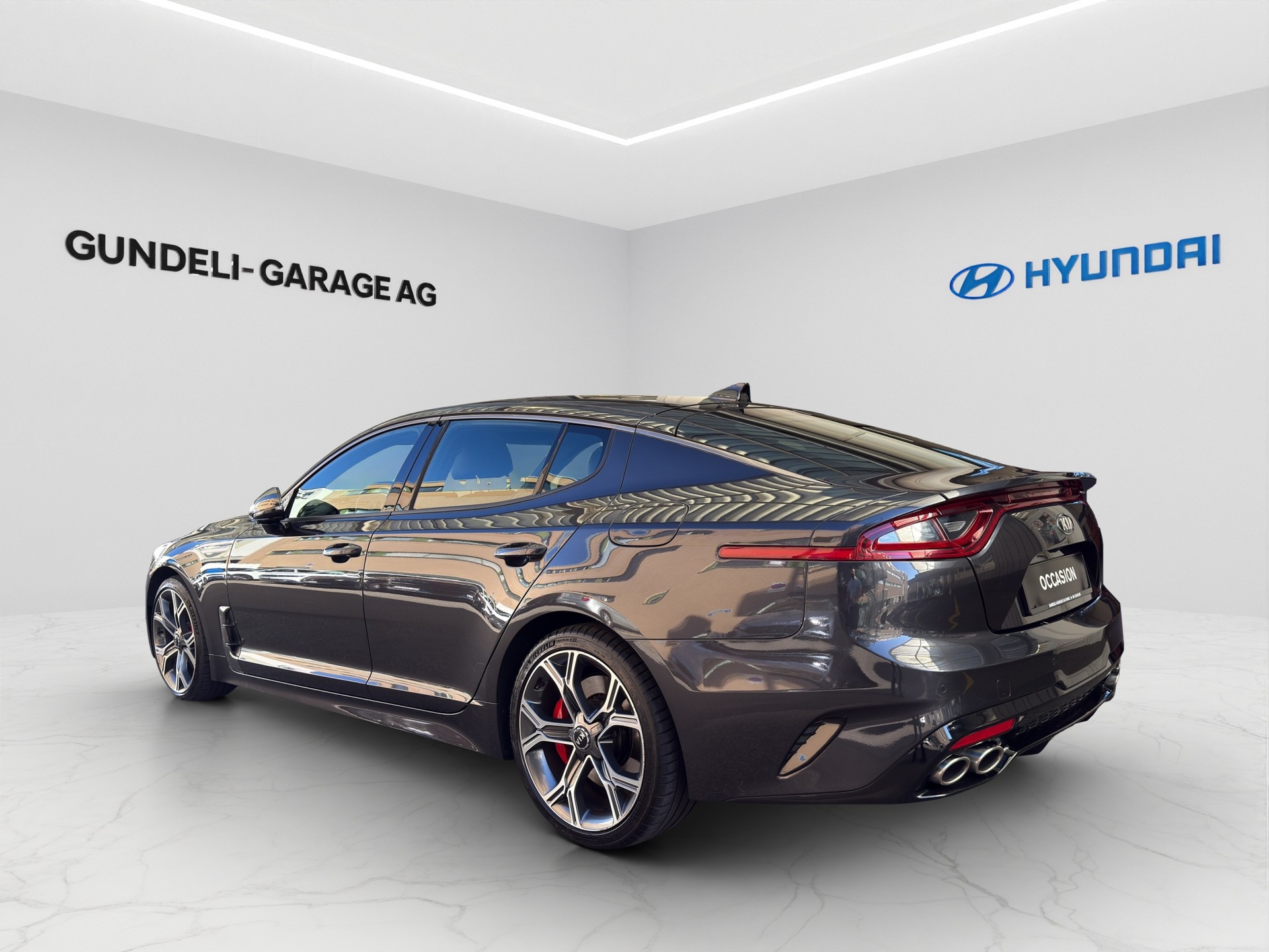 KIA Stinger 3.3 T-GDi GT AWD-showroom-element-3
