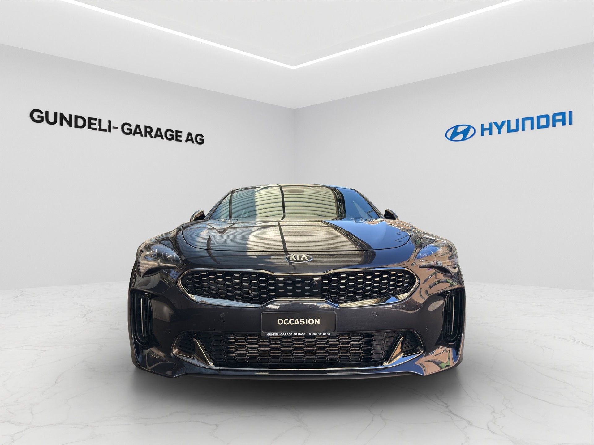KIA Stinger 3.3 T-GDi GT AWD-showroom-element-1