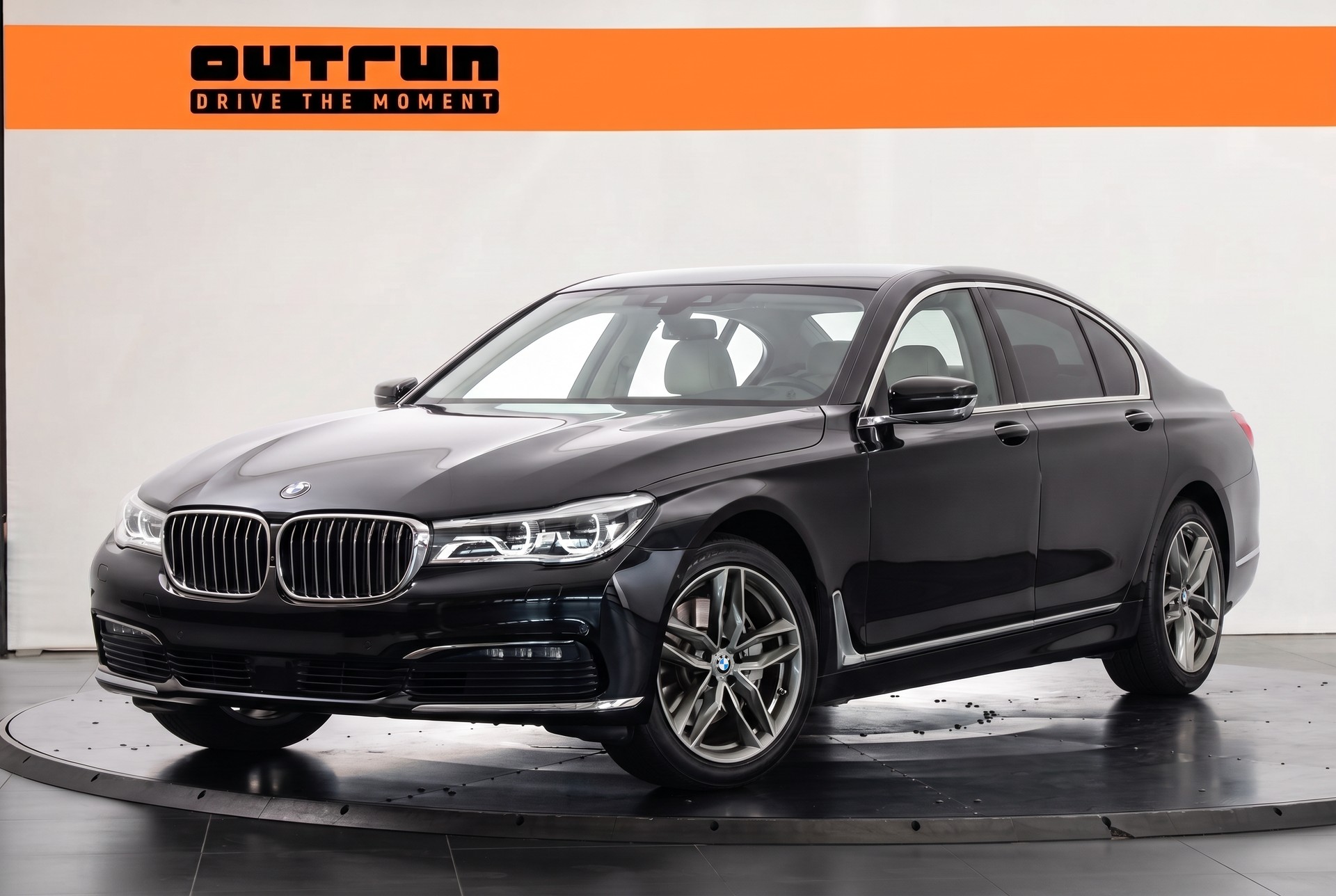 BMW 730d xDrive Steptronic Head-Up Display / Surround View / harman-Kardon