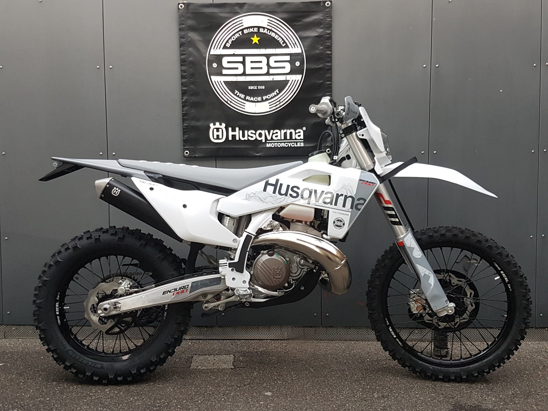 HUSQVARNA 300 i TE Pro 2T-image-0