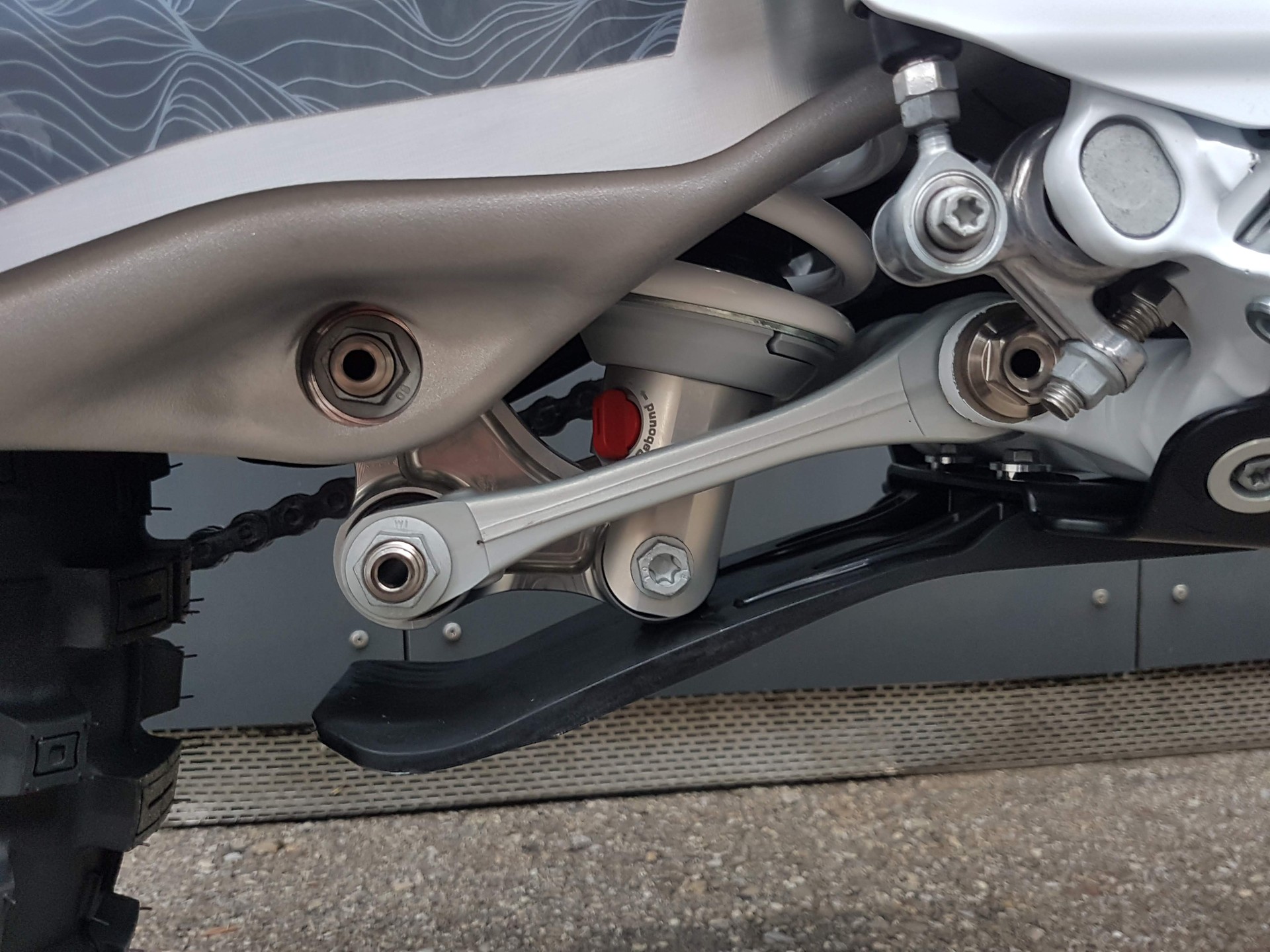 HUSQVARNA 300 i TE Pro 2T-image-6
