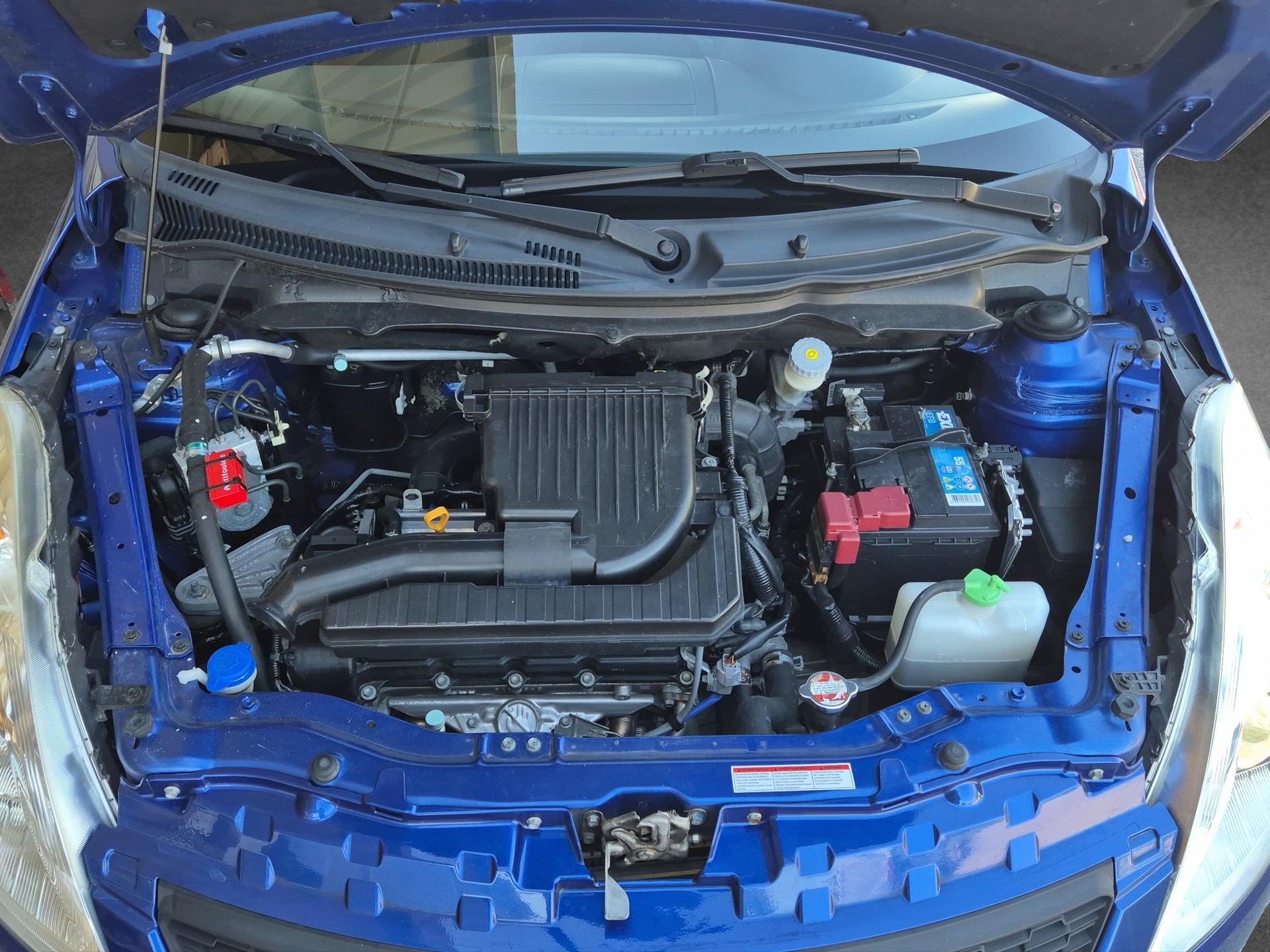 SUZUKI Swift 1.2i 16V Unico 4x4-image-8