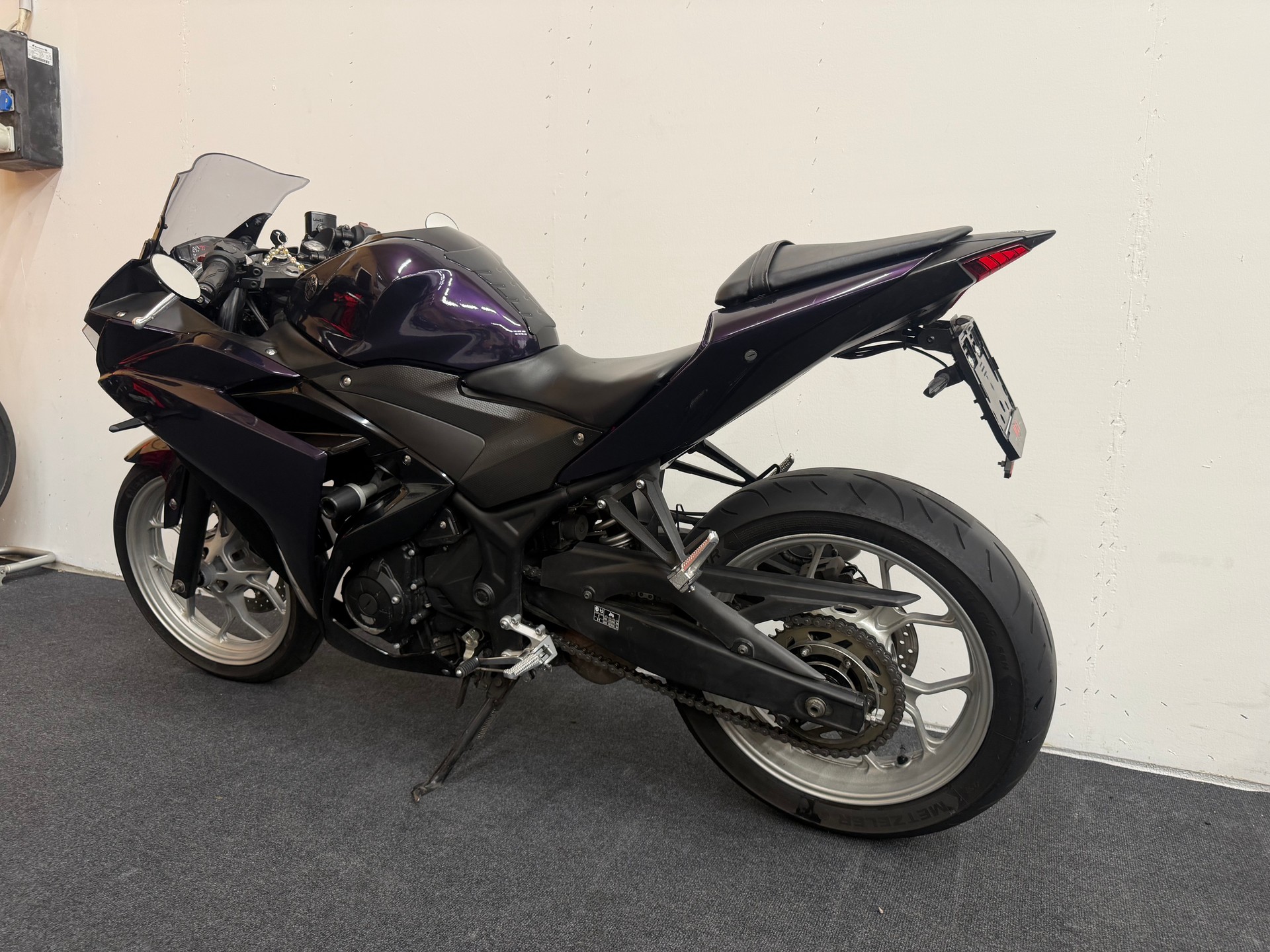 YAMAHA YZF-R3 ABS-image-2