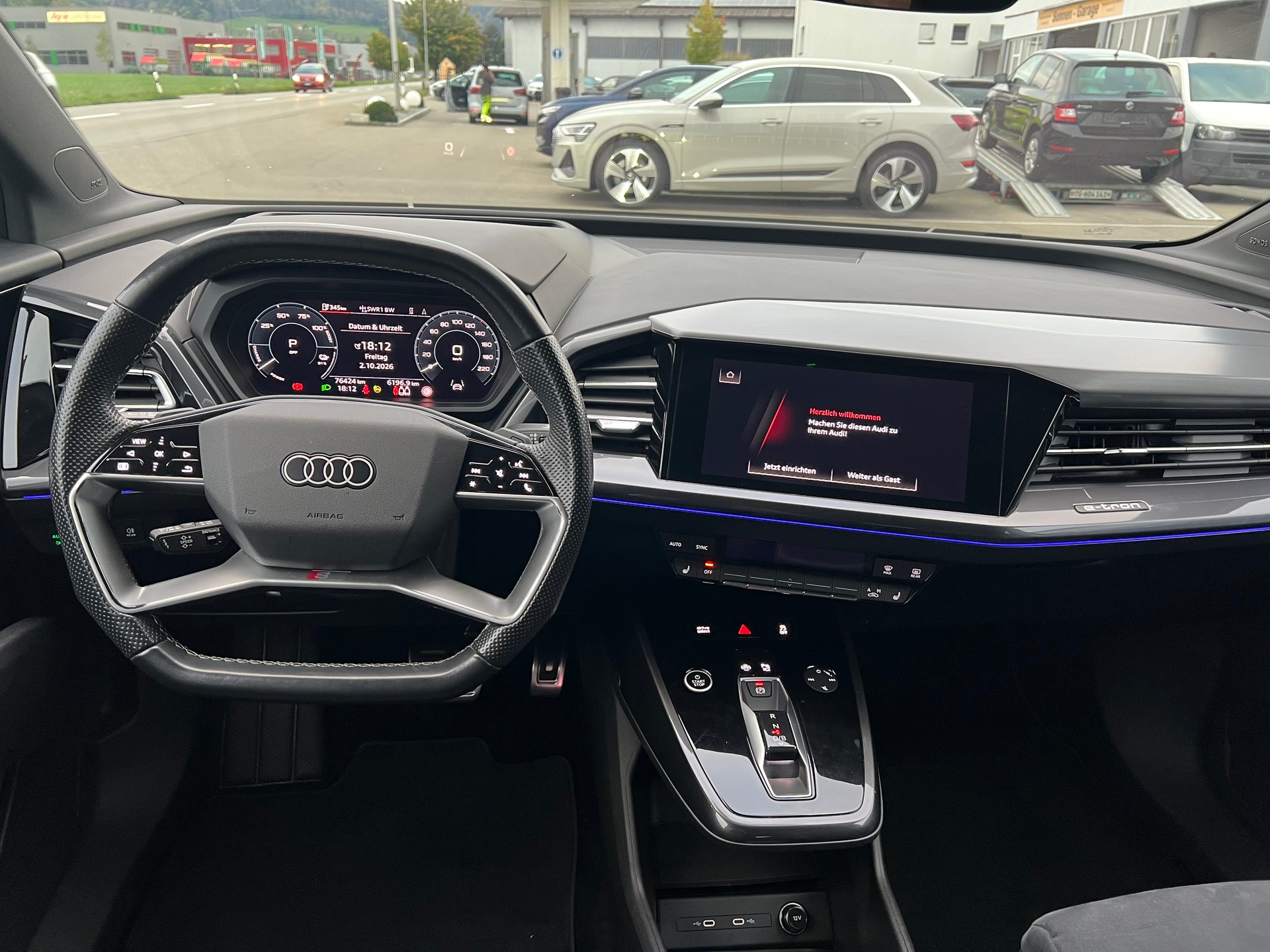 AUDI Q4 e-tron Sportback 50 quattro * Anhängerkupplung * Frisch ab MFK * S-Line-image-11