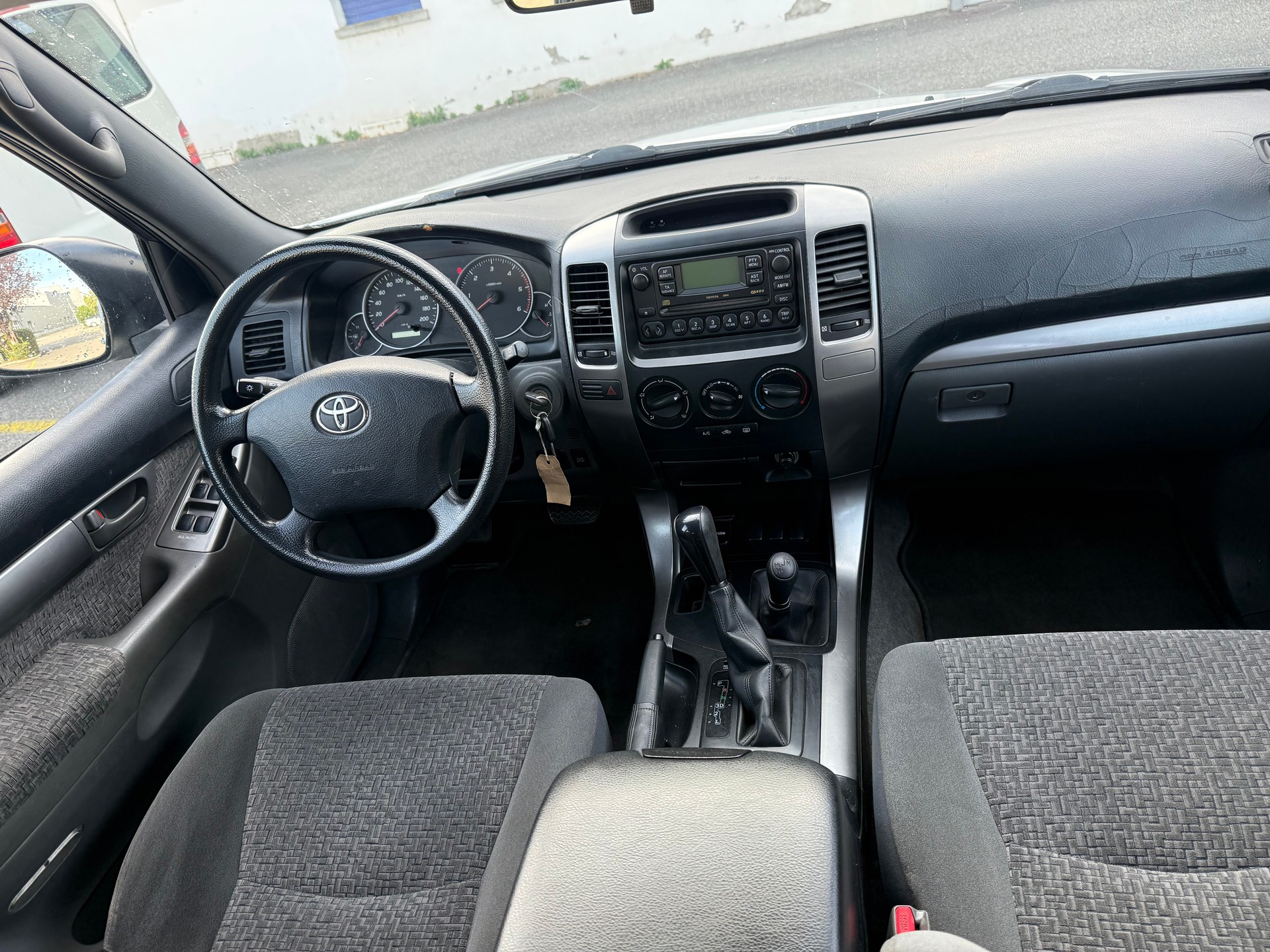 TOYOTA Land Cruiser 3.0 TD Linea Terra-image-8