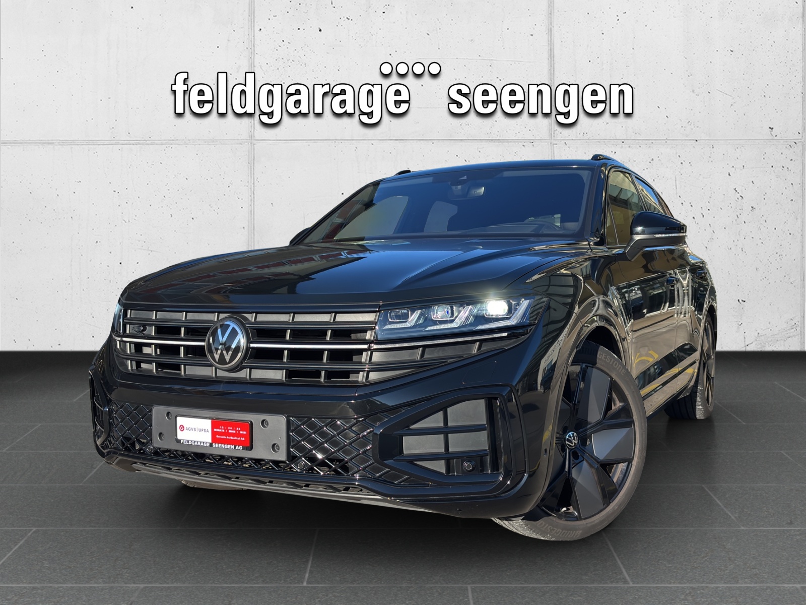 VW New Touareg 3.0 TDI R-Line Tiptronic mit AHK, Luftfahrwek, Allradlenkung & Winterräder
