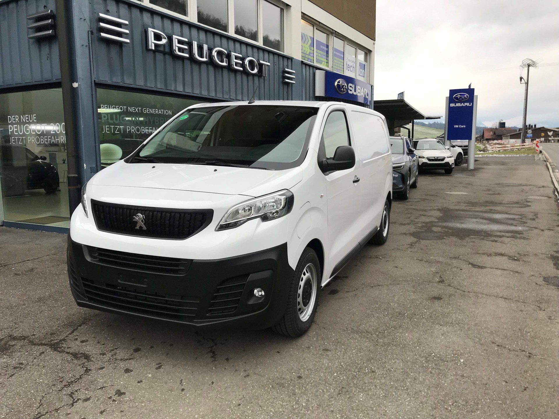 PEUGEOT Expert 75 KWh Premium Standard