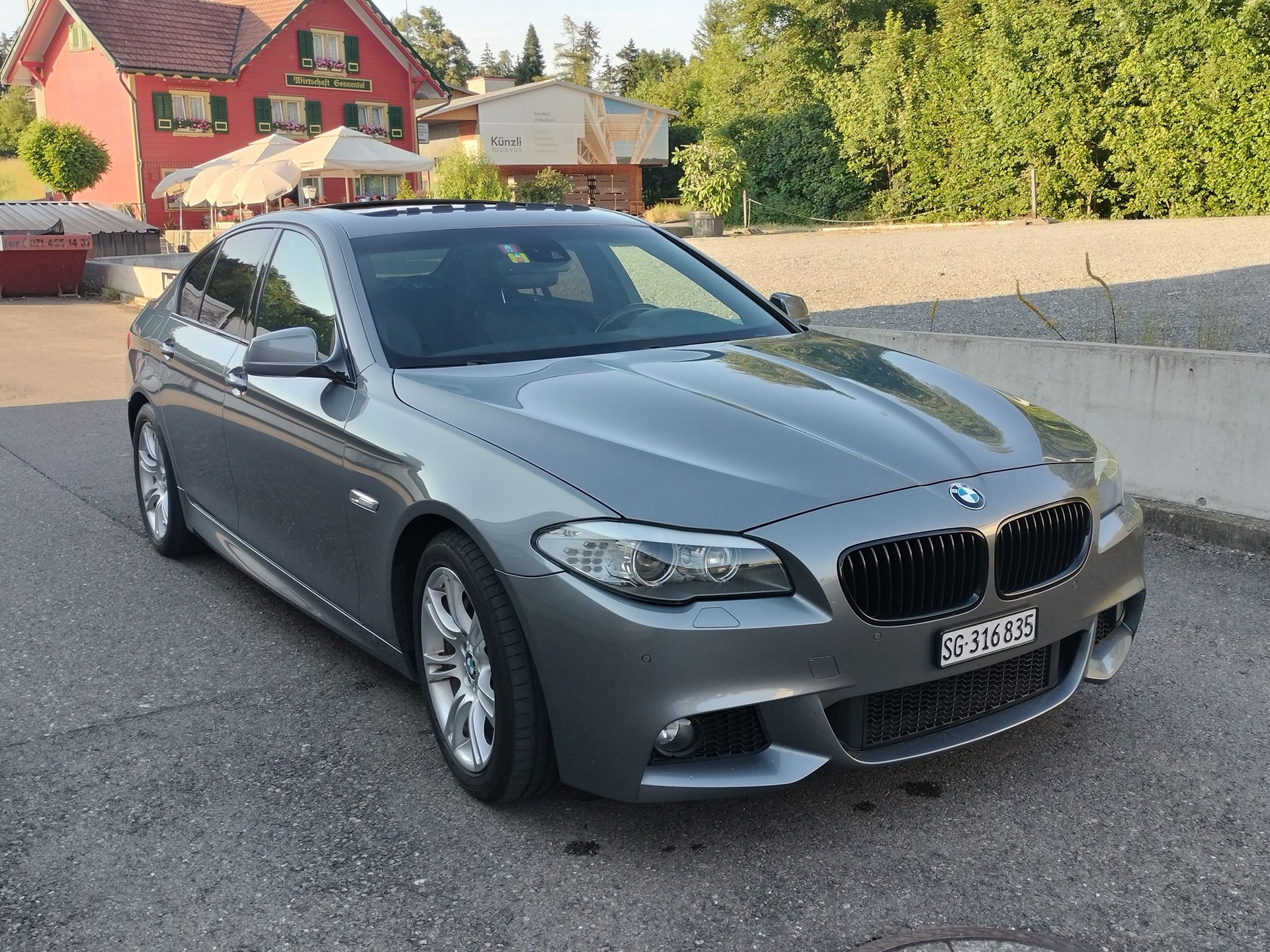 BMW 525d-image-8