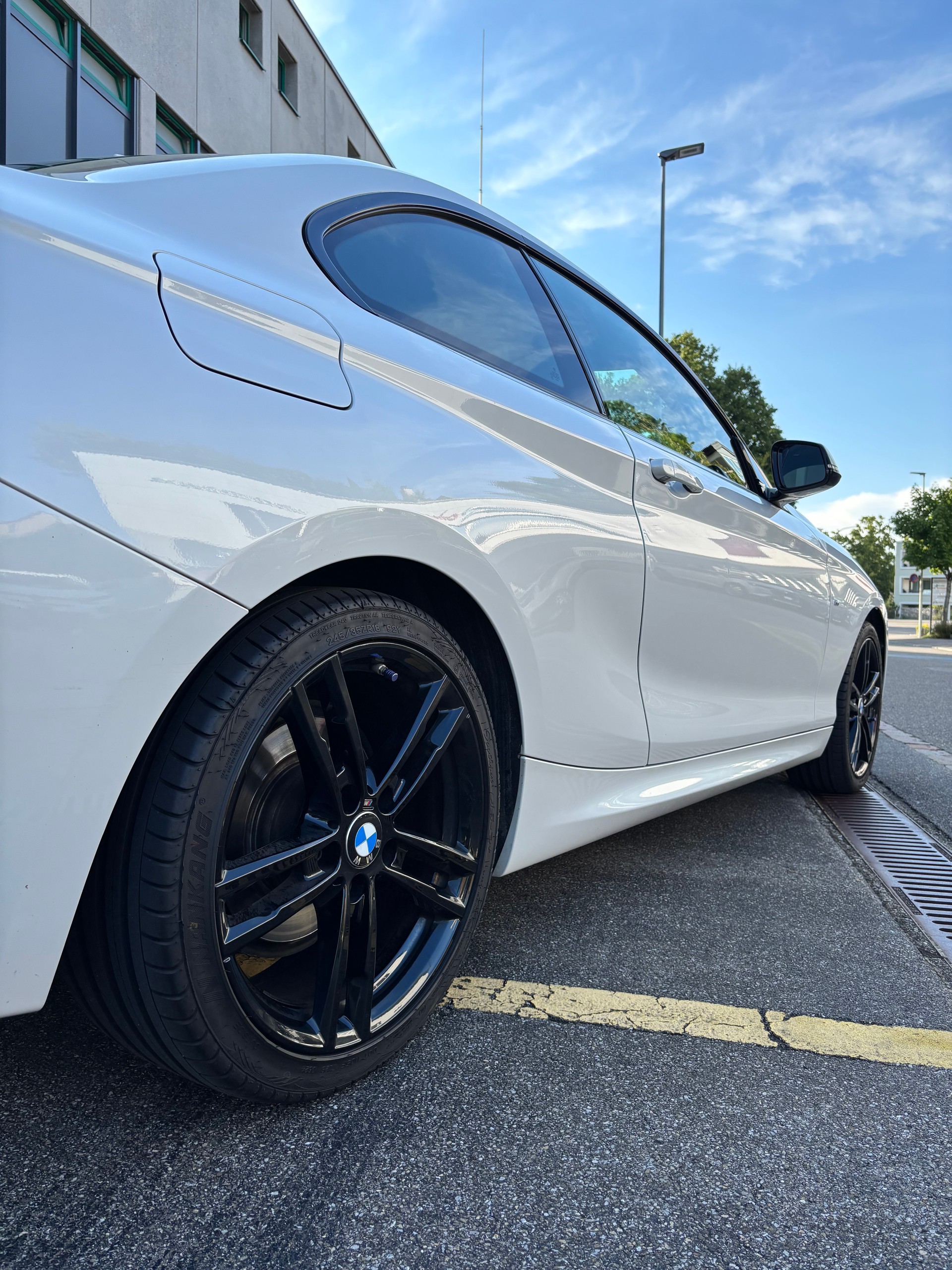 BMW 218d M Sport-image-4