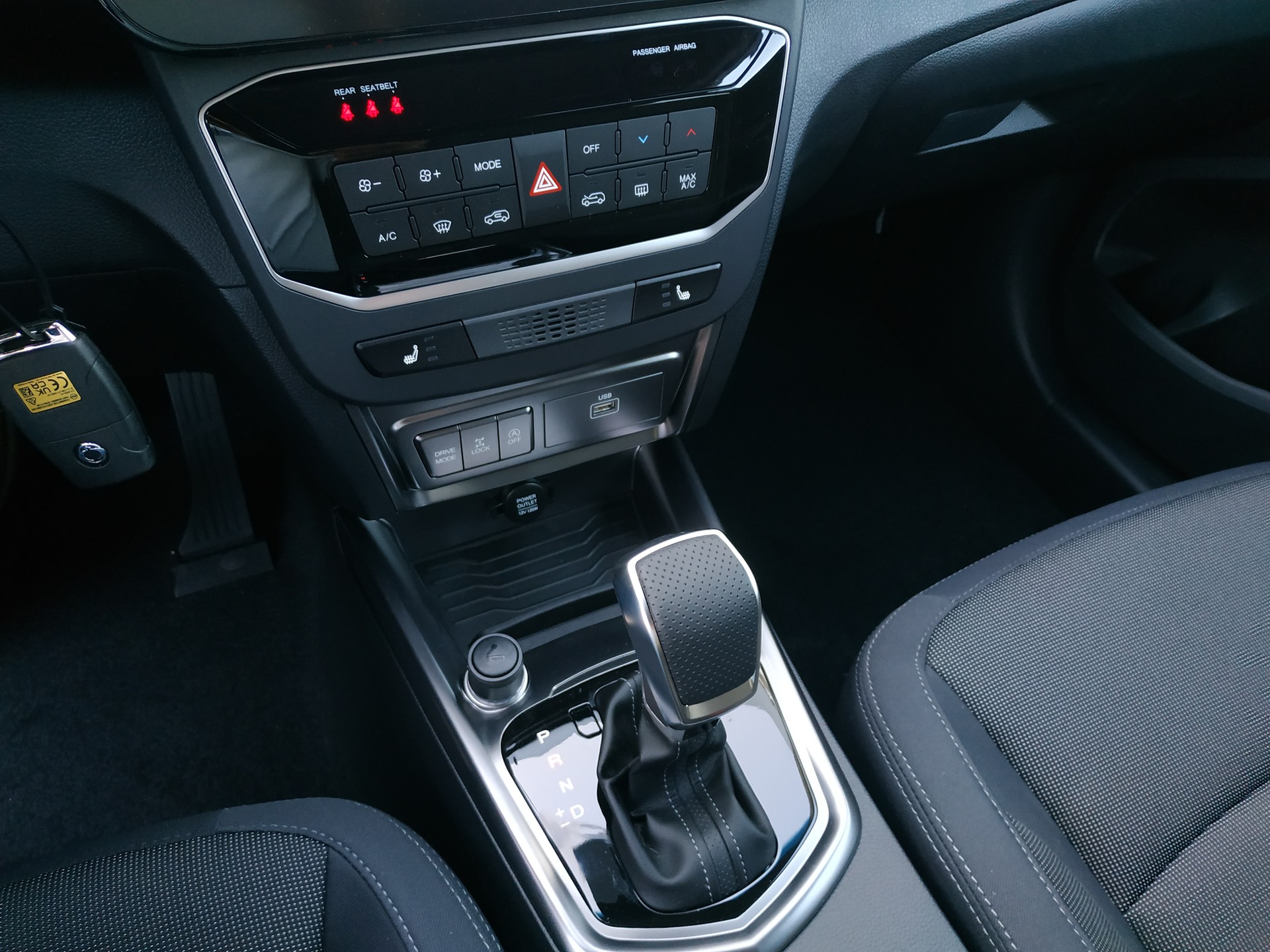 KGM-SsangYong Tivoli 1.5 T GDI Bronze 4WD Automat-image-16