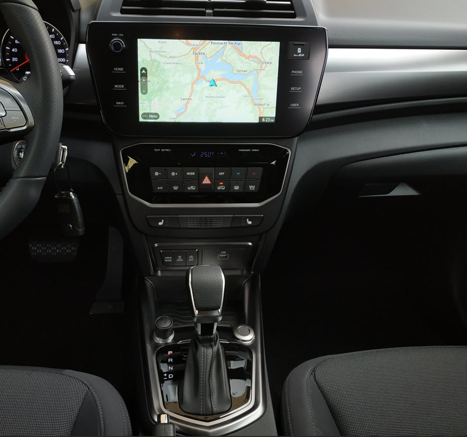 KGM-SsangYong Tivoli 1.5 T GDI Bronze 4WD Automat-image-12