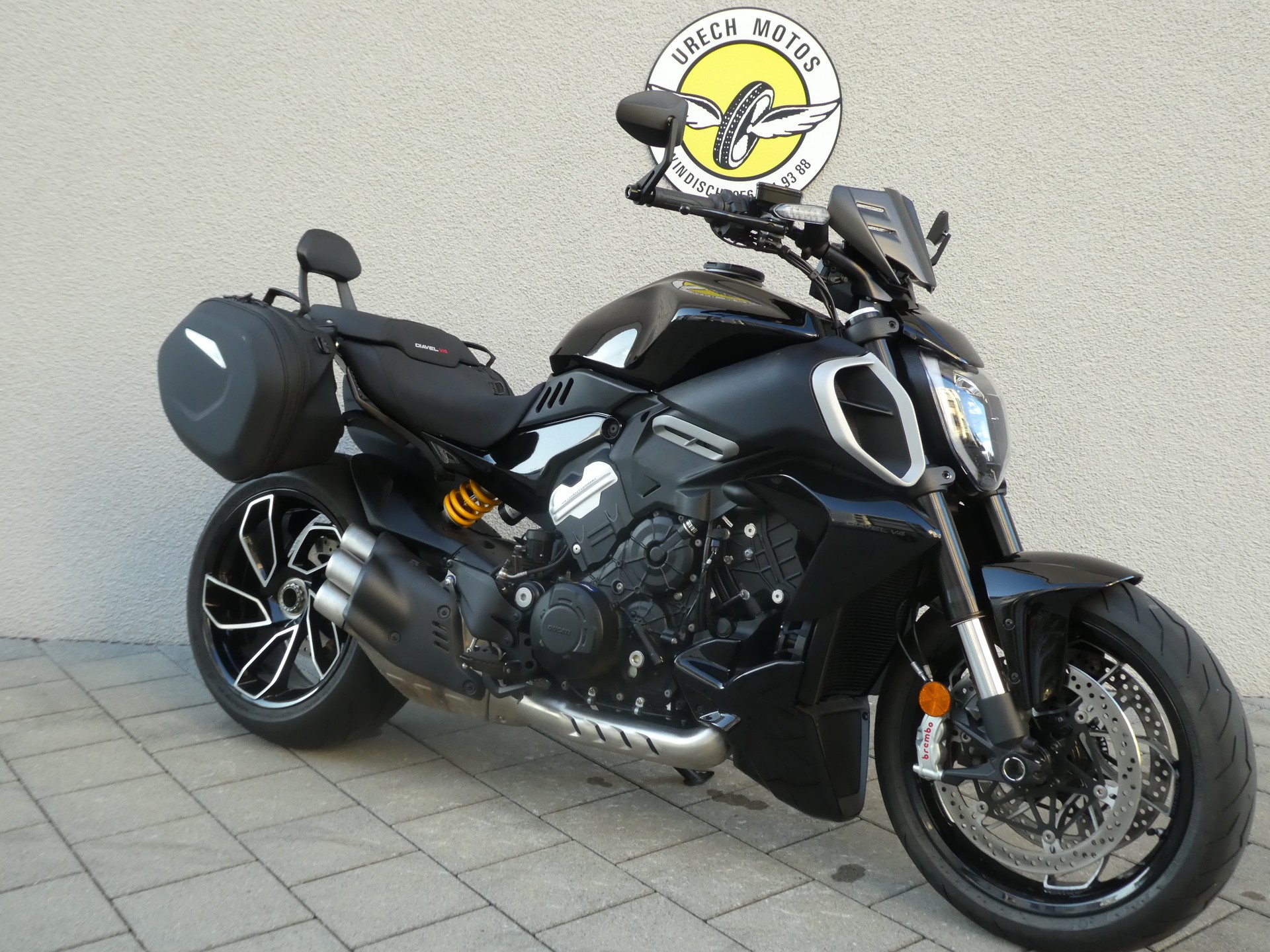 DUCATI Diavel V4-image-5