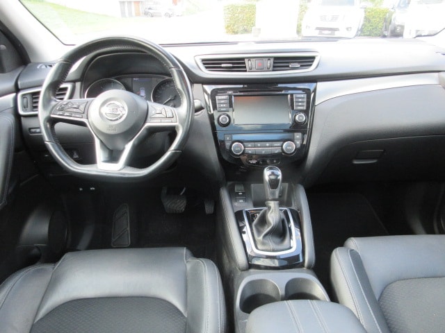 NISSAN Qashqai 1.7 dCi Tekna 4x4-image-5