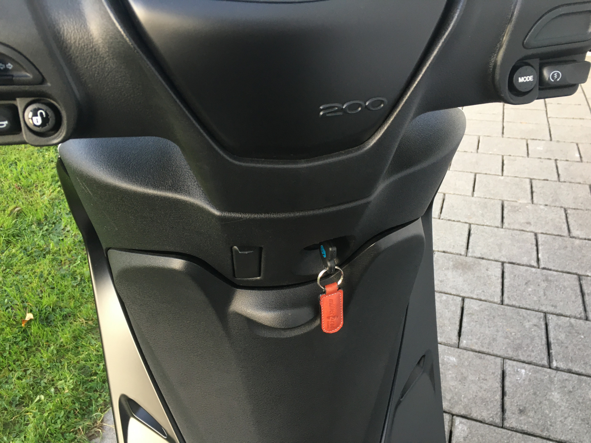 PIAGGIO Medley 200 Sport-image-3