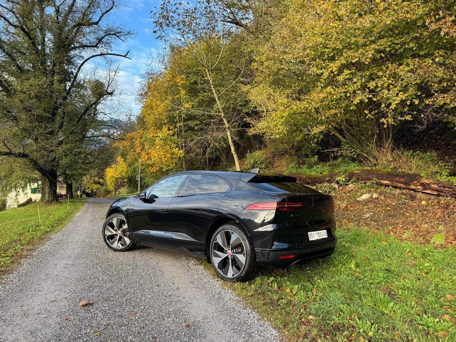 JAGUAR I-Pace EV400 HSE AWD-image-1