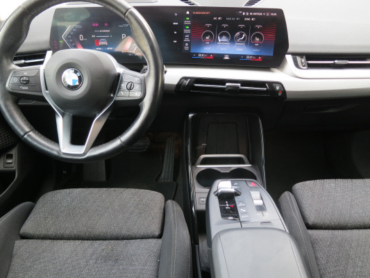 BMW X1 xDrive 20d 48V-image-8