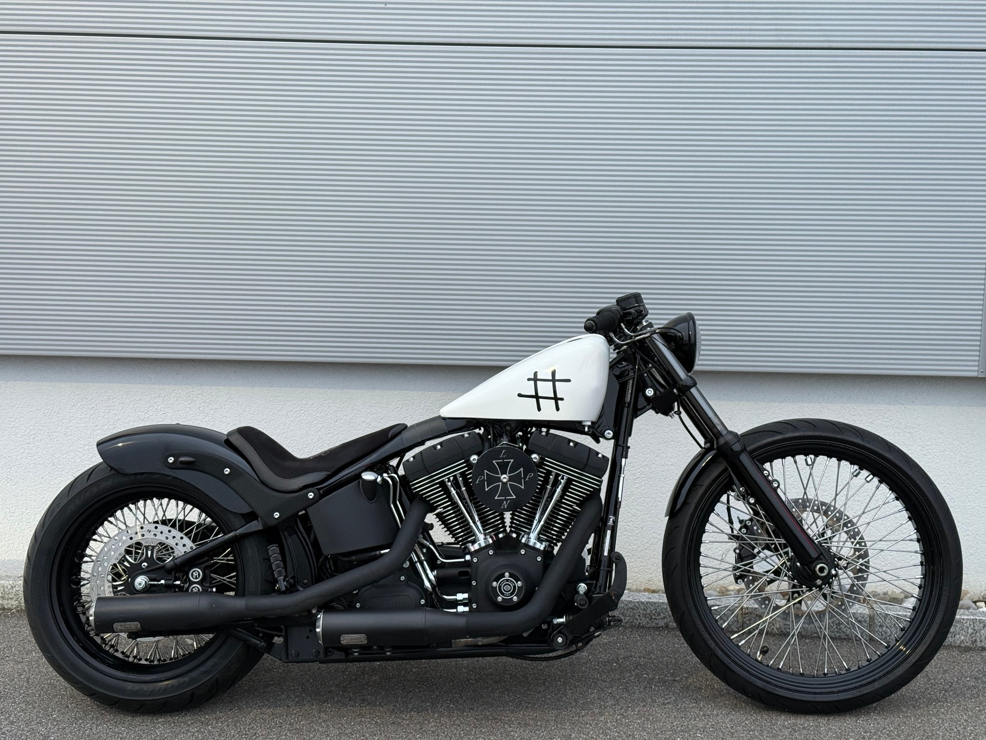 HARLEY-DAVIDSON FXSTBI Night Train Bobber-image-0